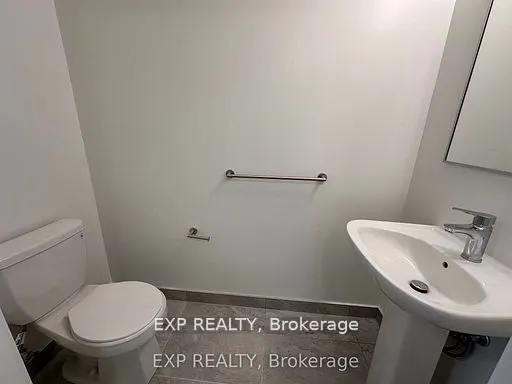 38 Simcoe Promenade, #618
