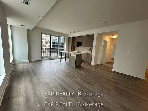 38 Simcoe Promenade, #618