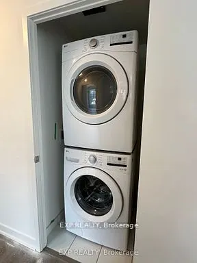 38 Simcoe Promenade, #618