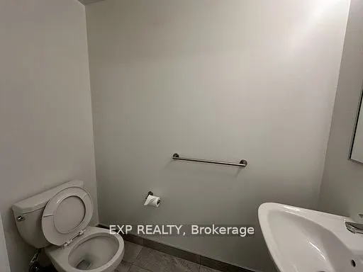 38 Simcoe Promenade, #618