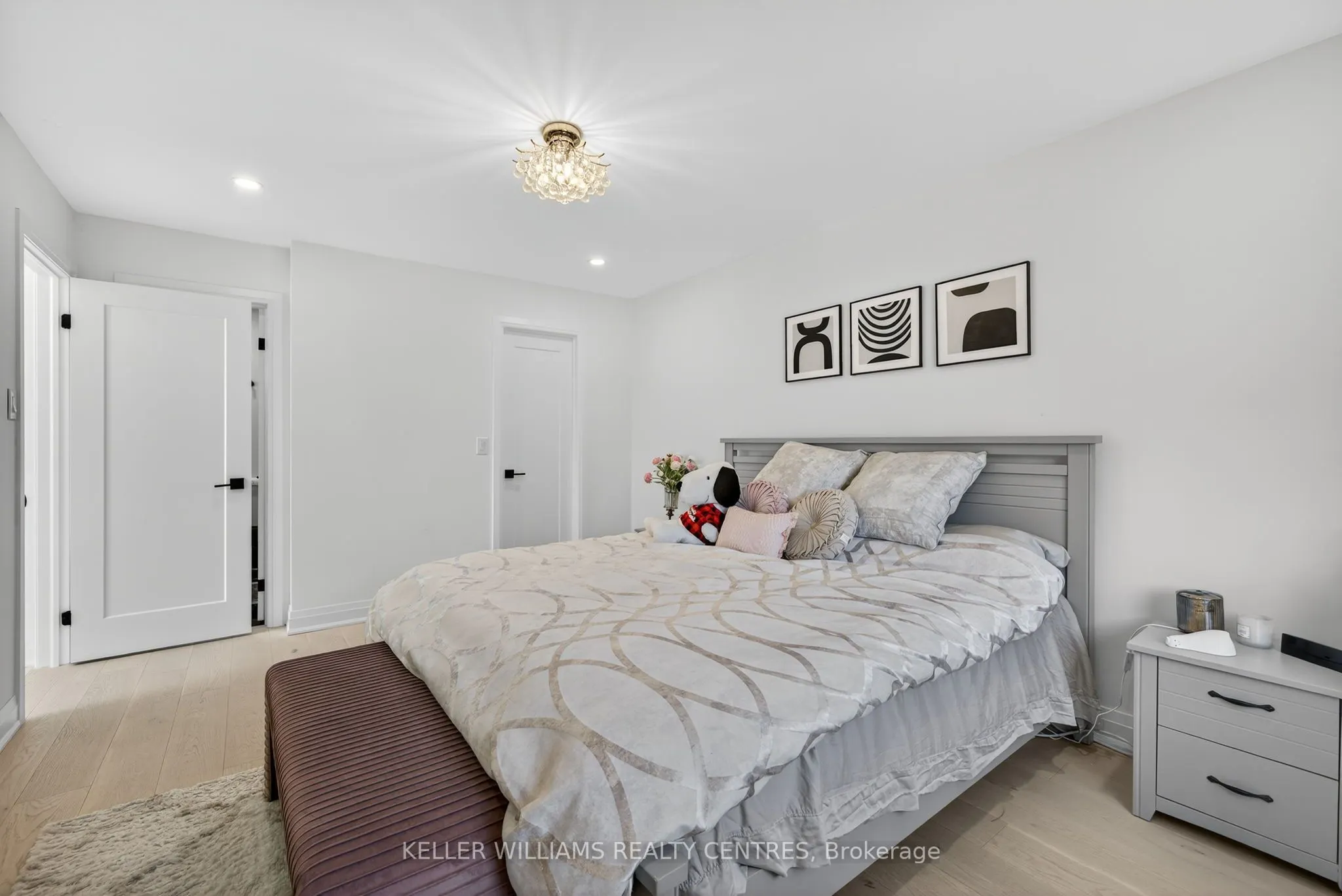 1 Rosegarden Crescent