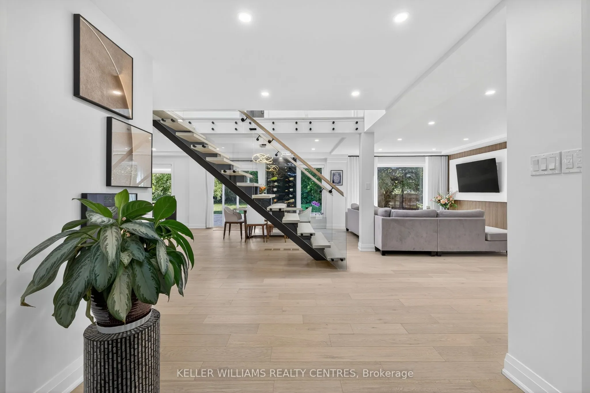 1 Rosegarden Crescent
