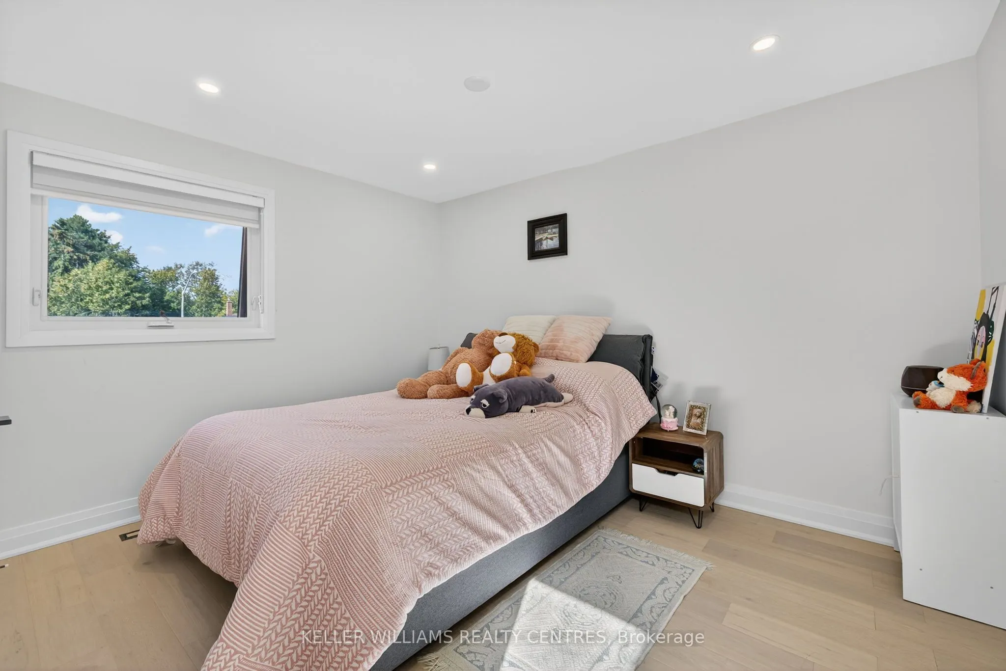1 Rosegarden Crescent