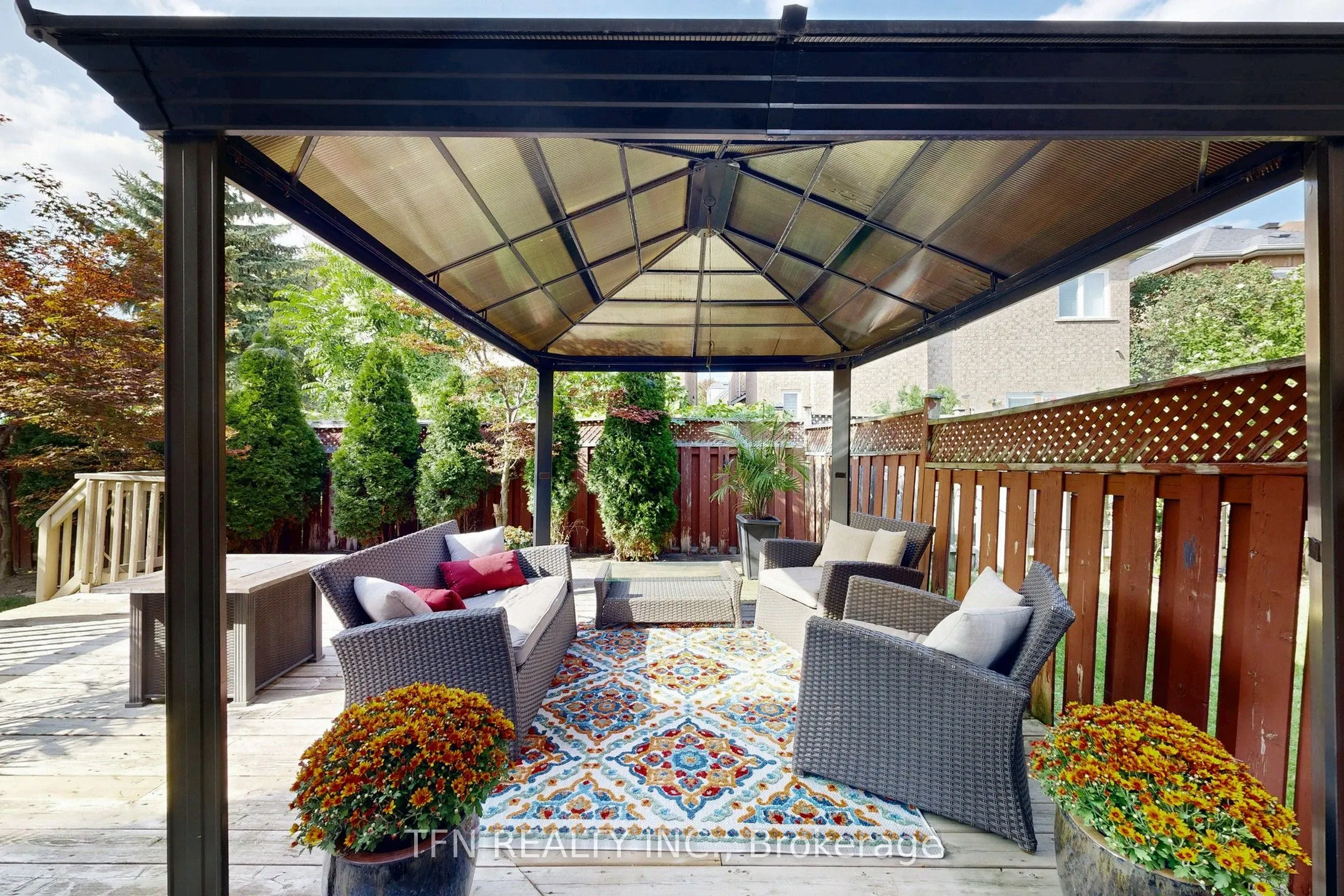 177 Bentoak Crescent