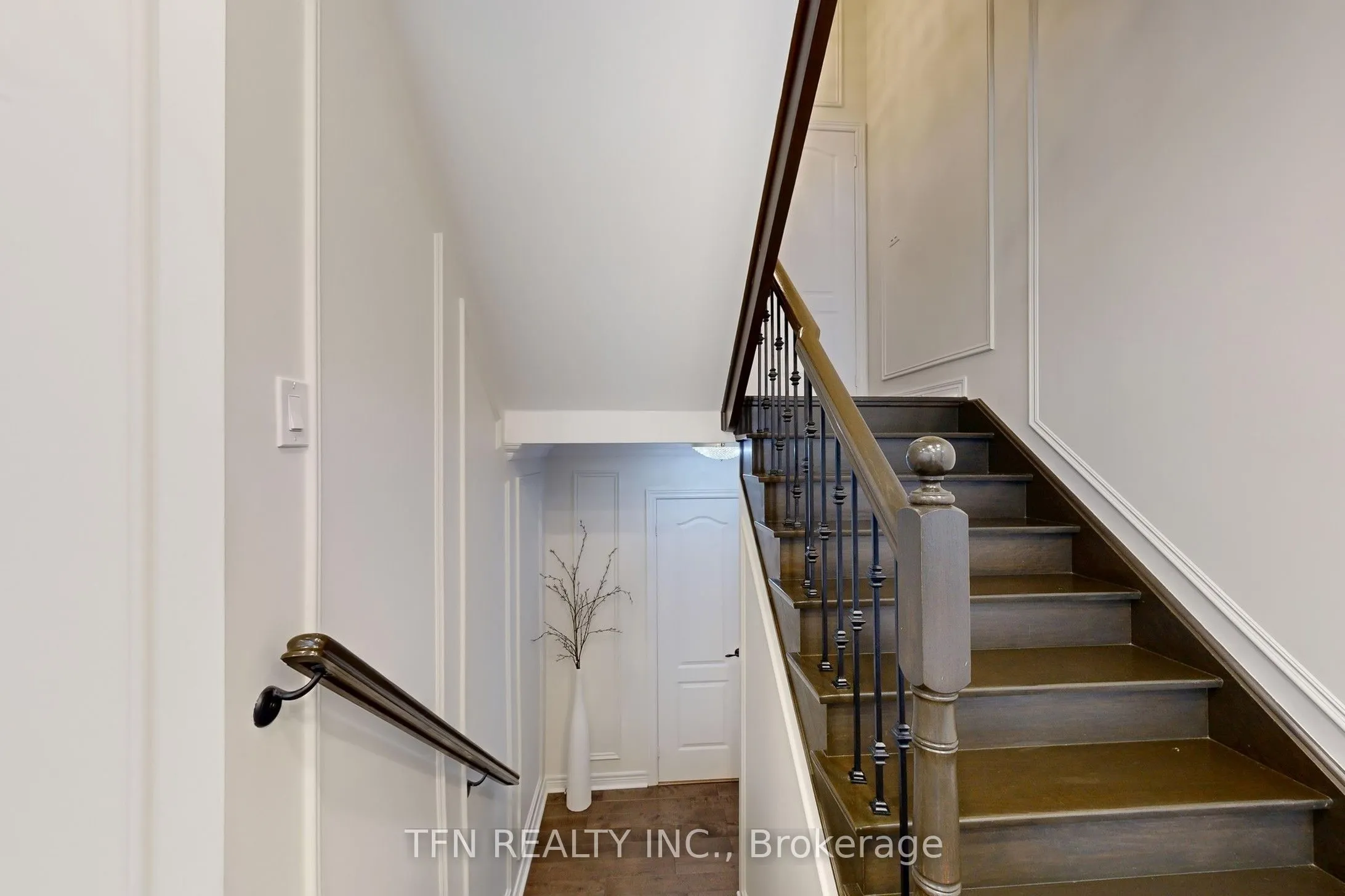 177 Bentoak Crescent