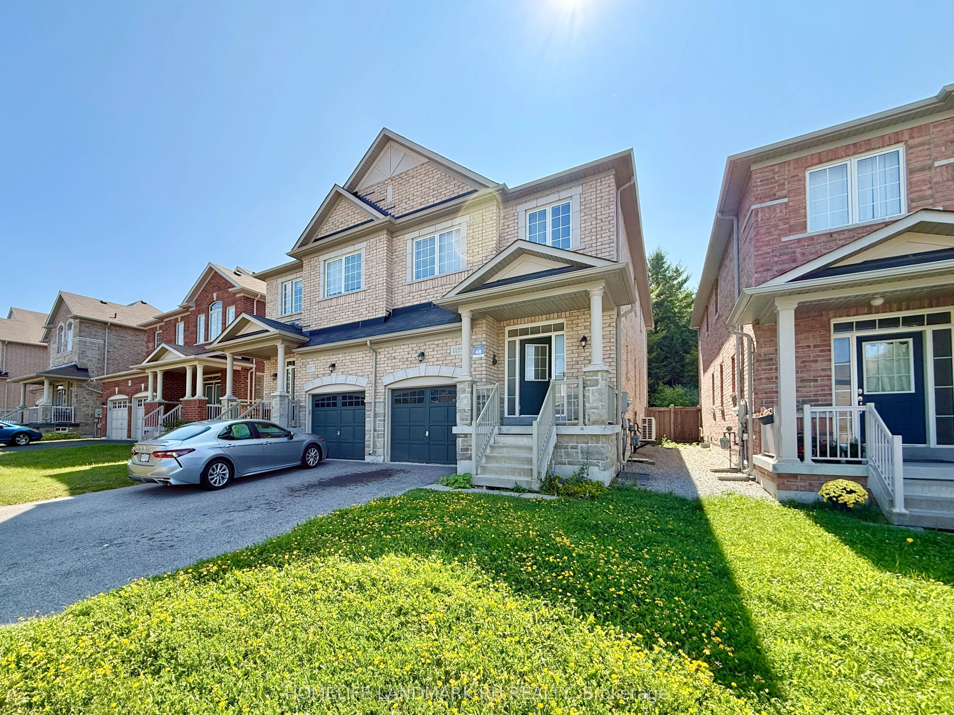 1155 Stuffles Crescent