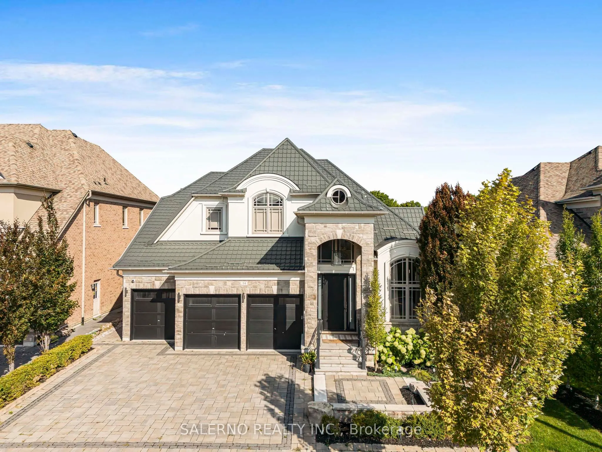 14 Bluff Trail