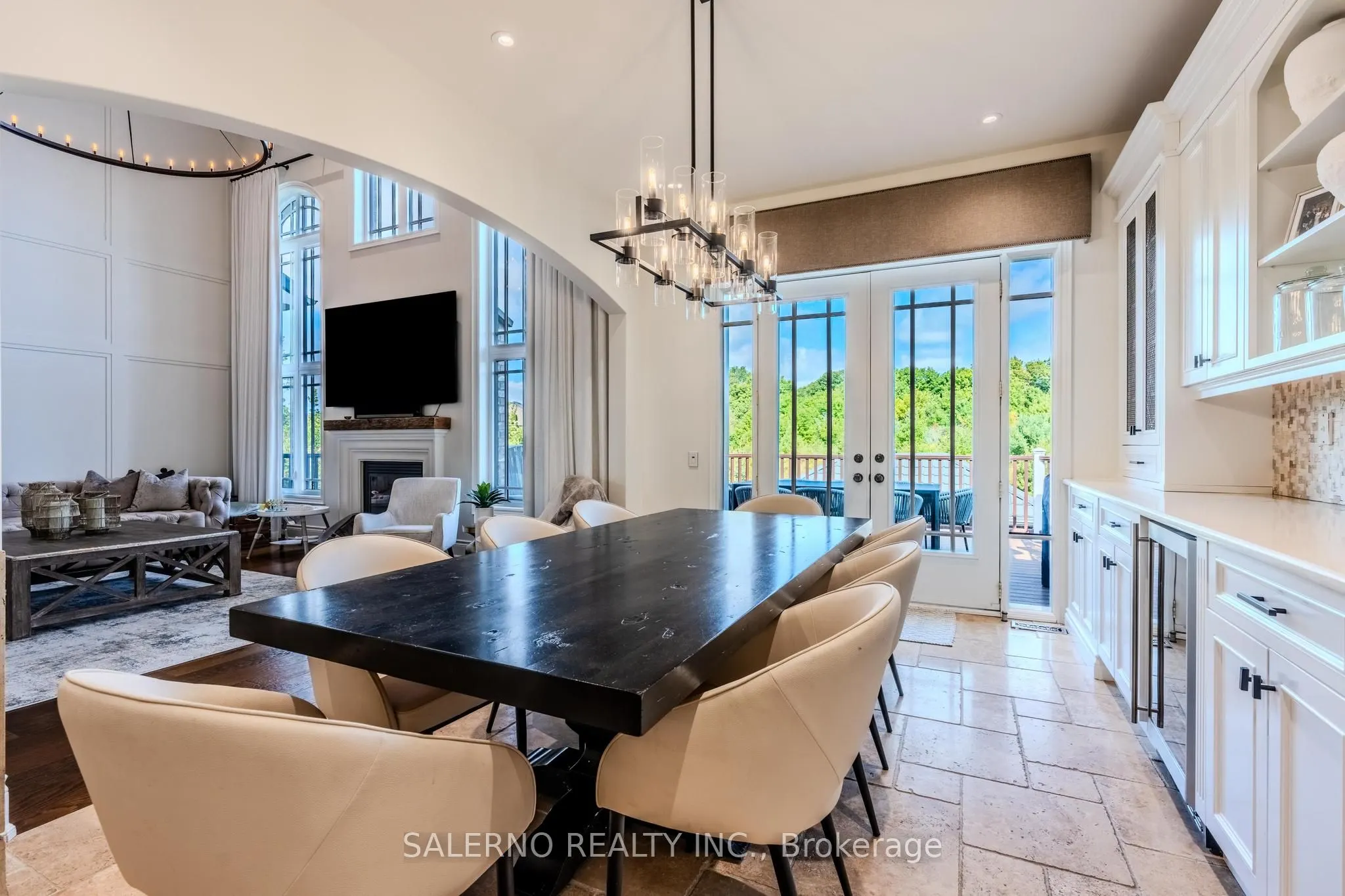 14 Bluff Trail