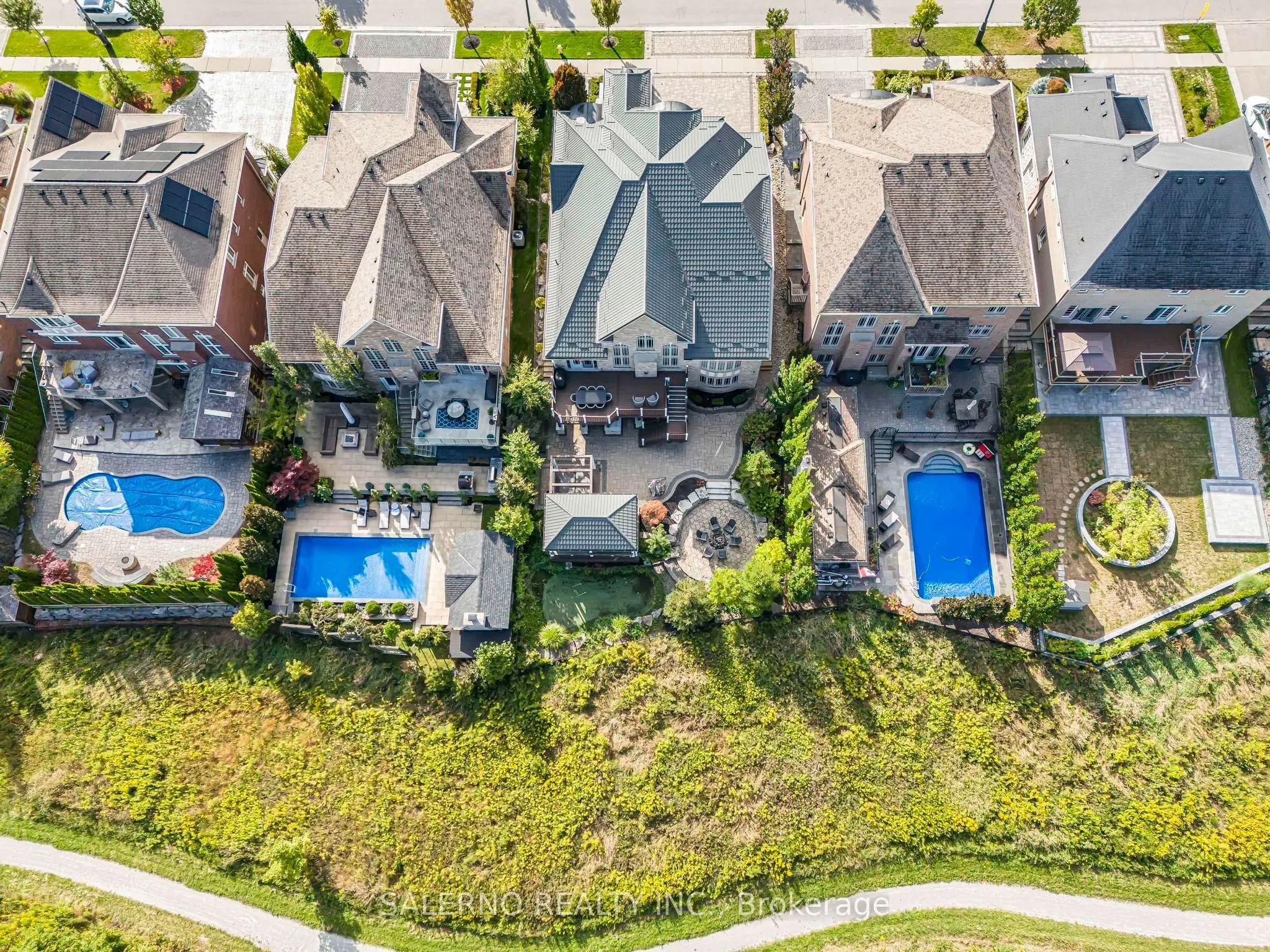 14 Bluff Trail