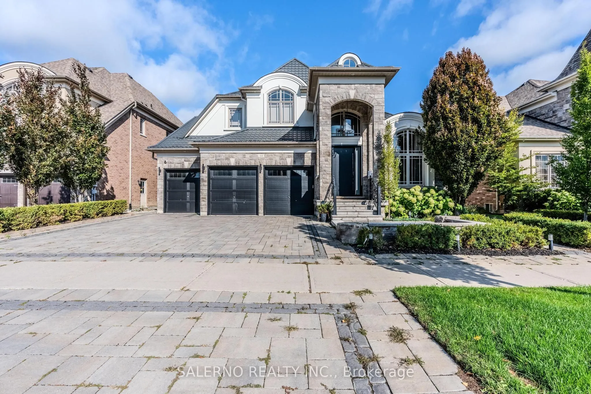 14 Bluff Trail