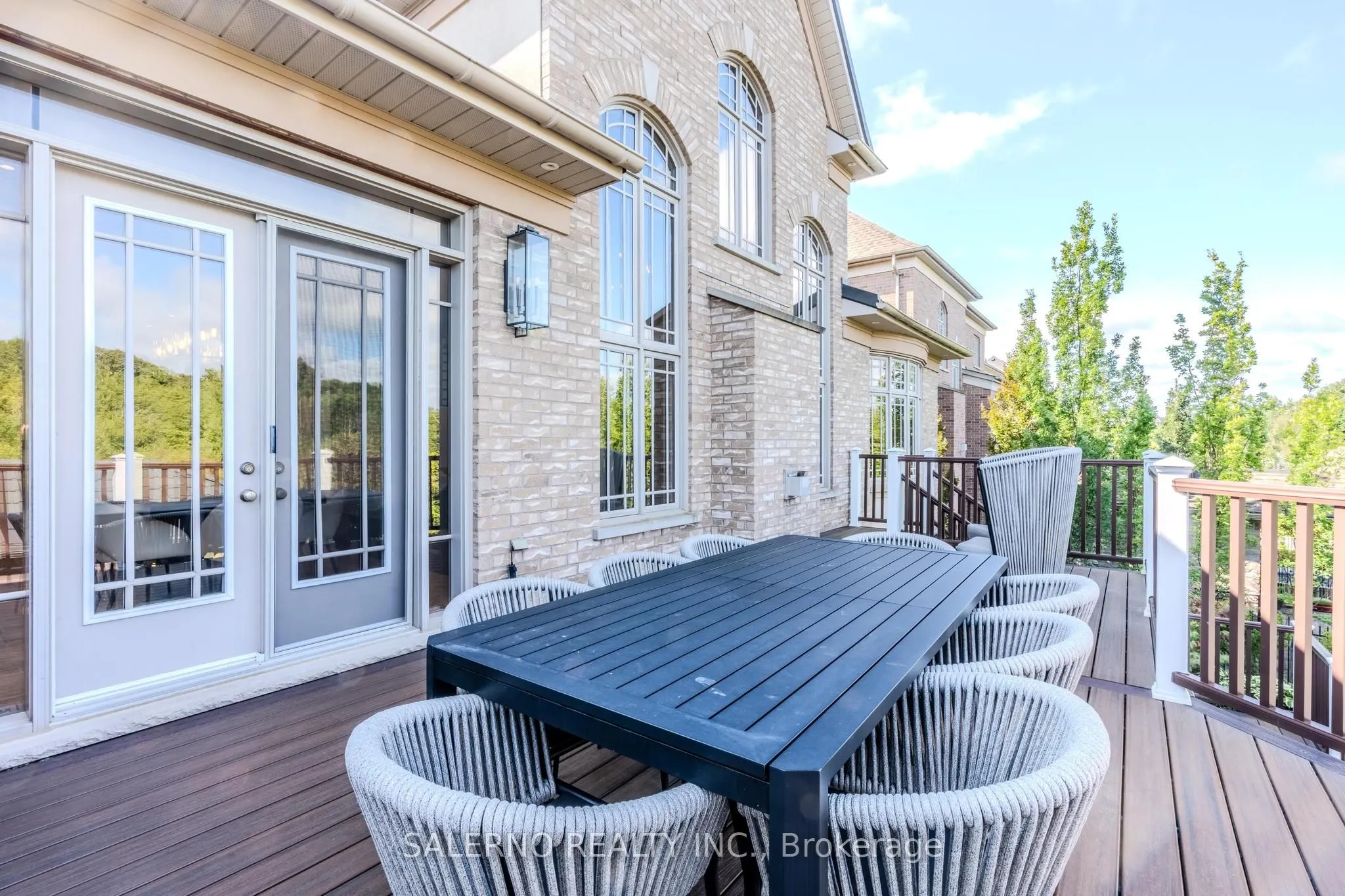 14 Bluff Trail