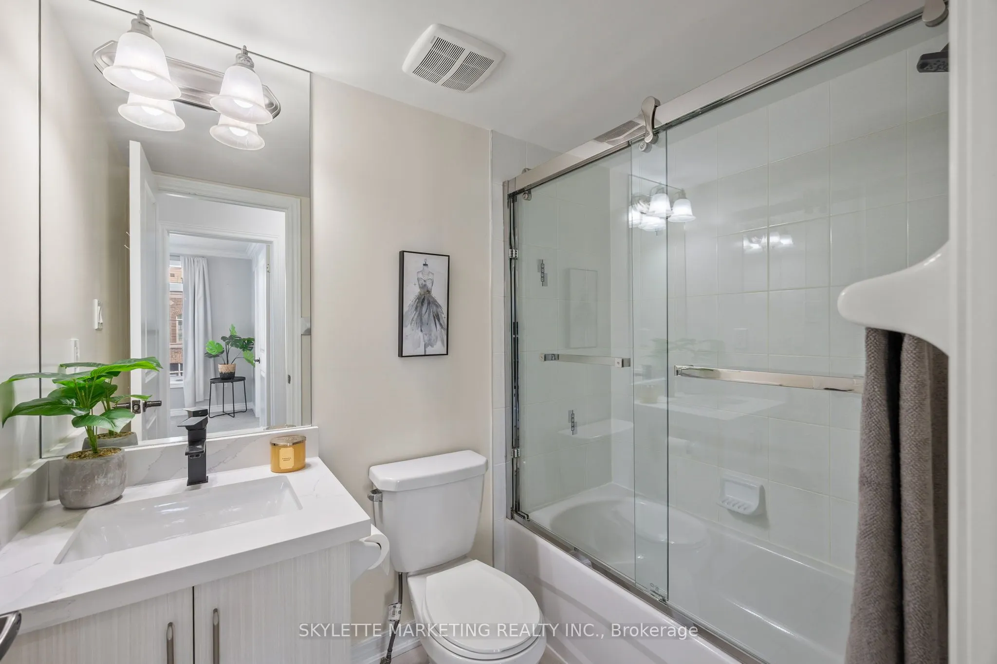 2 Cornerbank Crescent