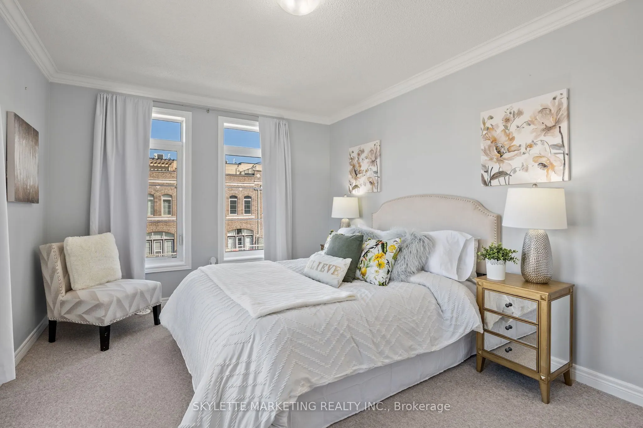 2 Cornerbank Crescent