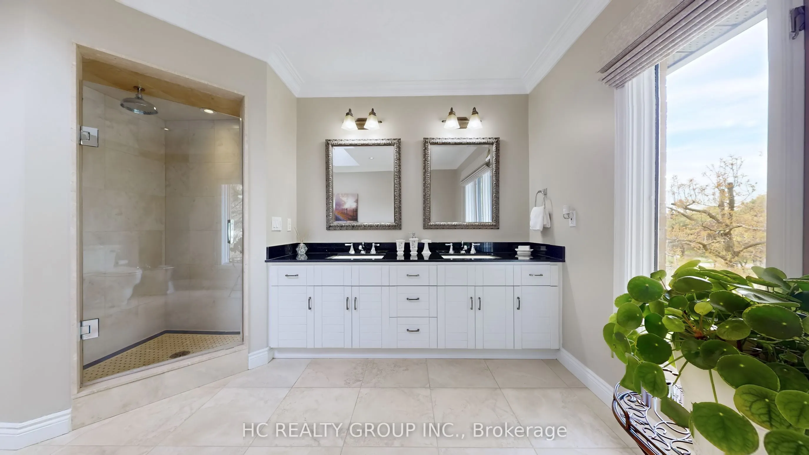 2 Glenridge Drive