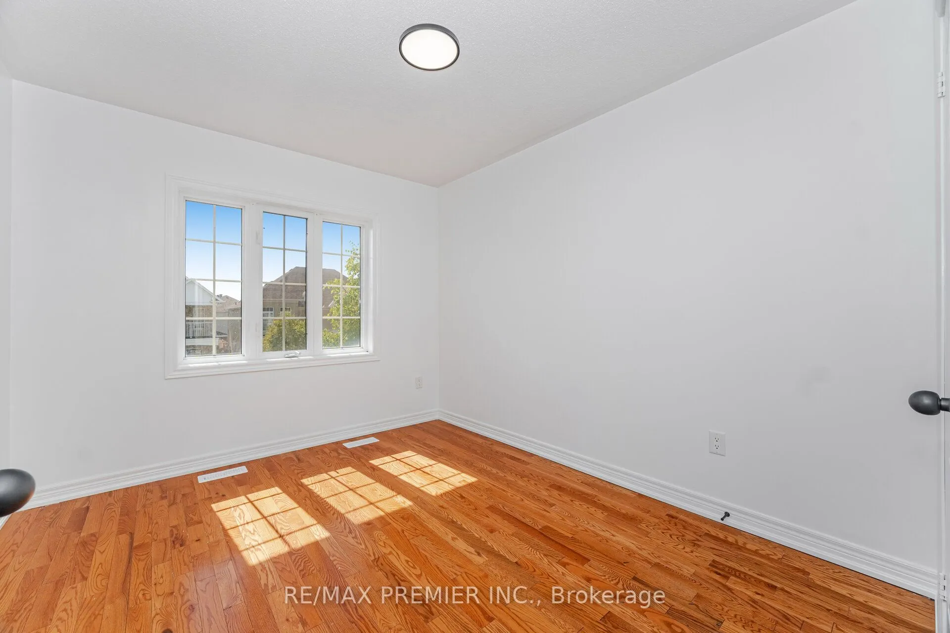 38 Ozner Crescent