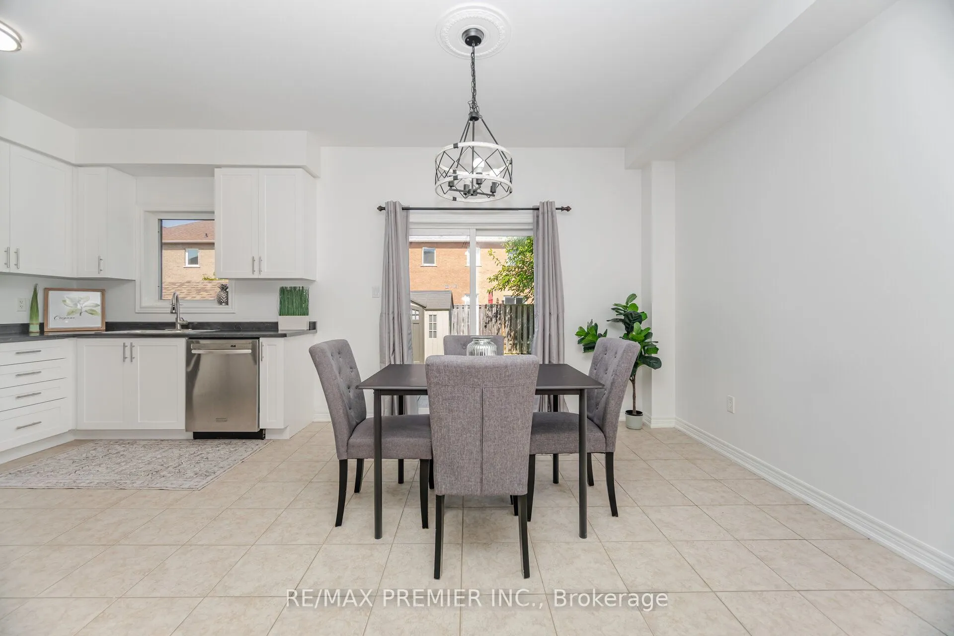 38 Ozner Crescent