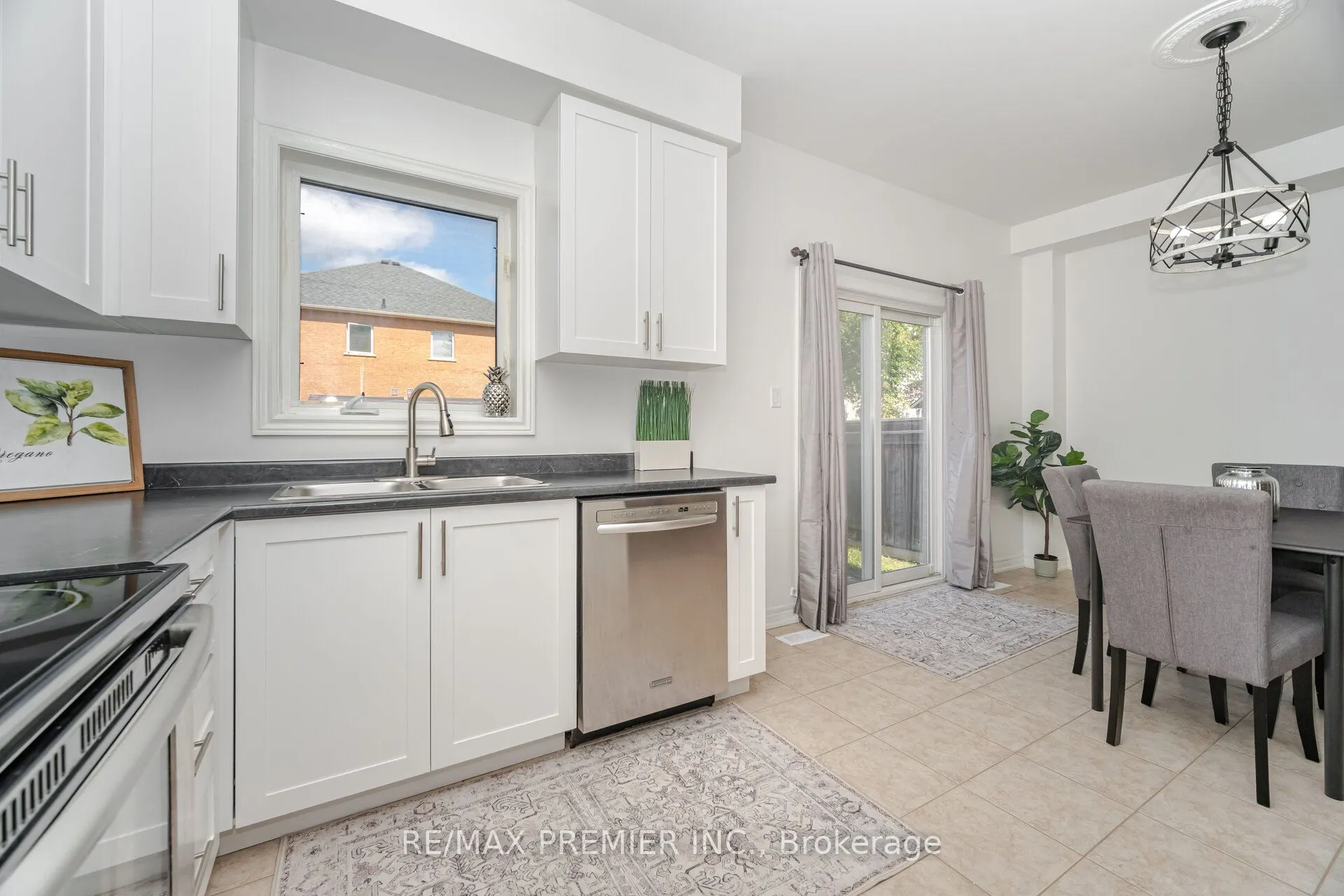 38 Ozner Crescent