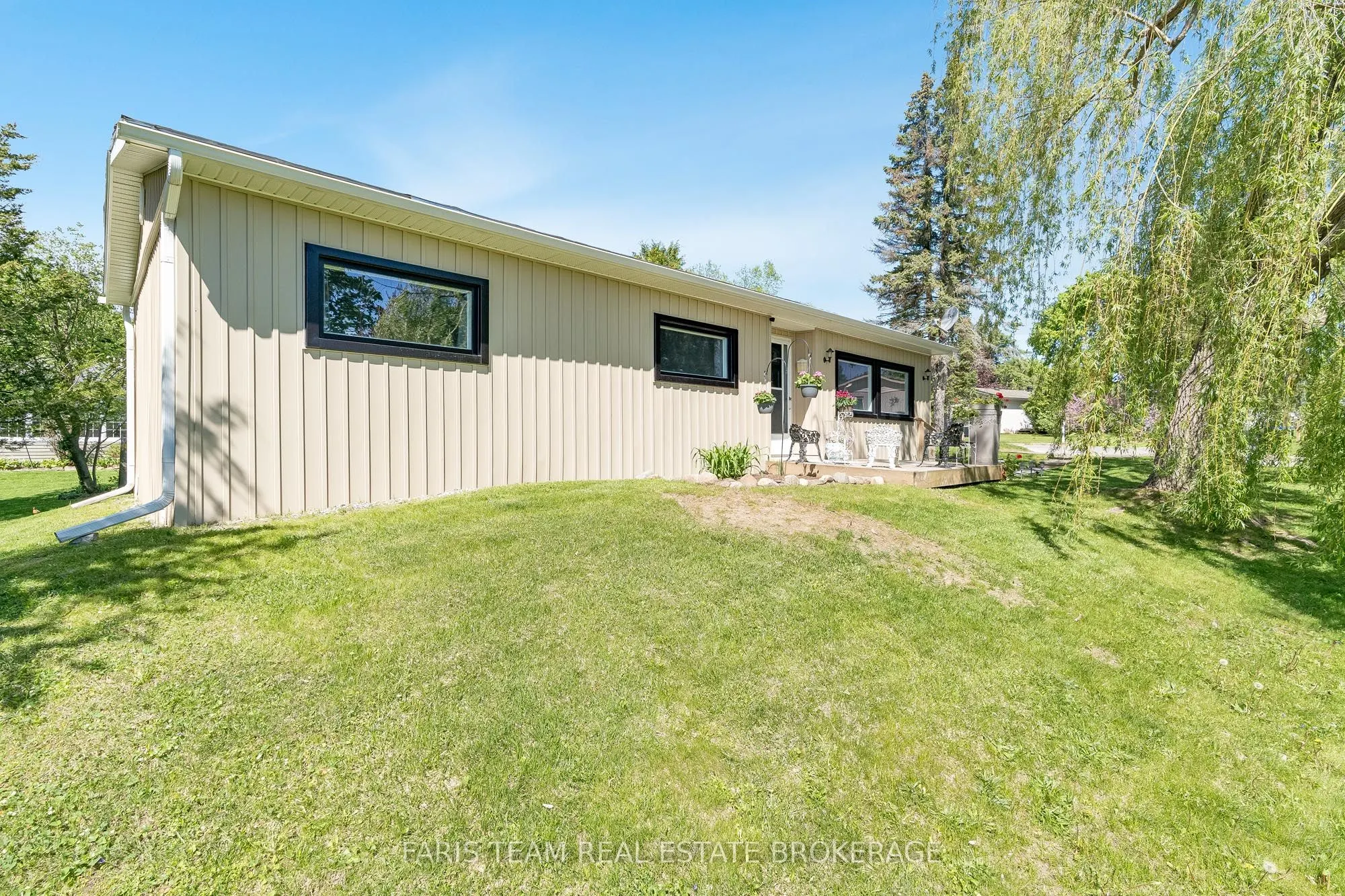 21 Hawthorne Drive