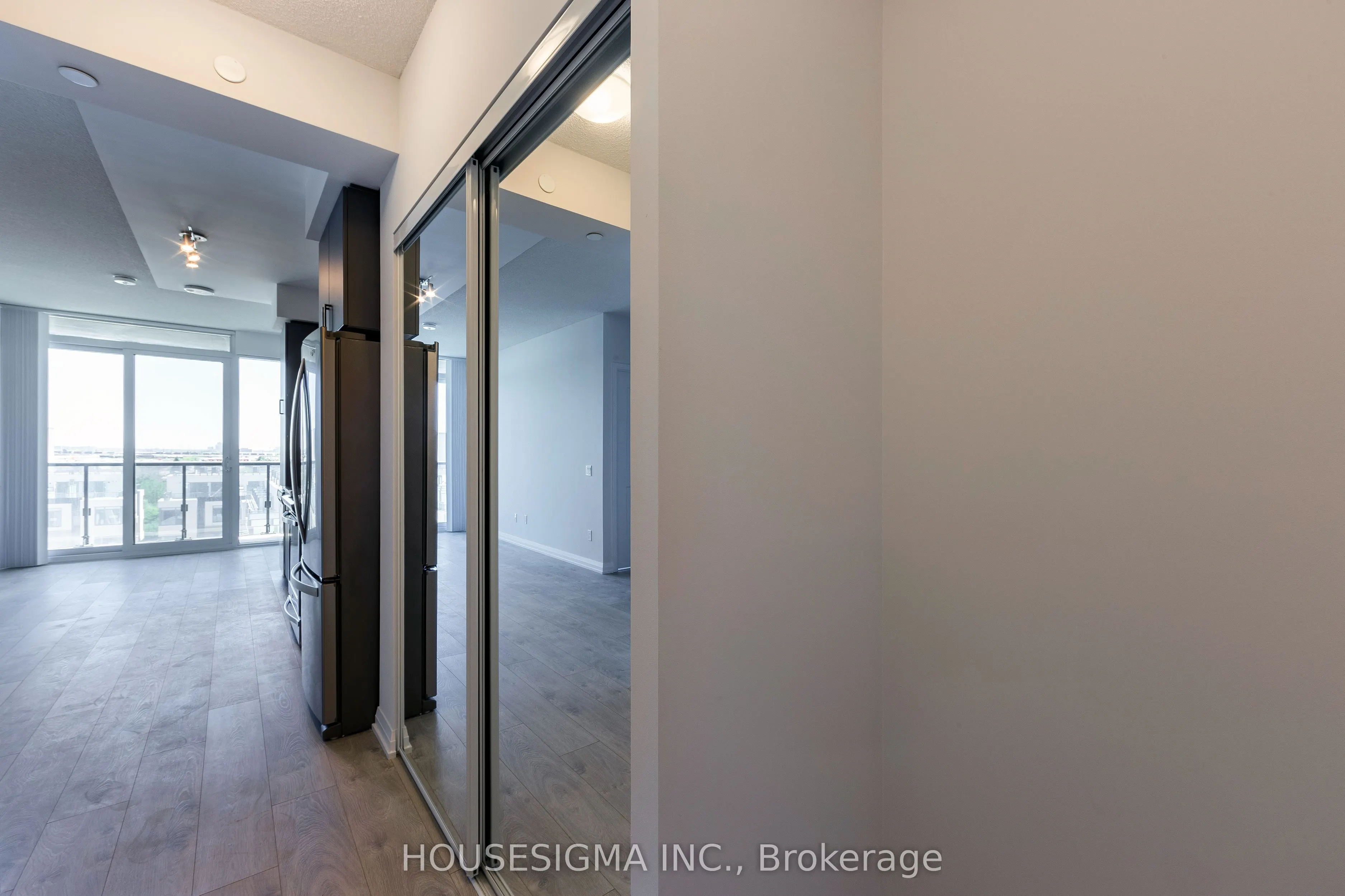 7895 Jane Street, #501