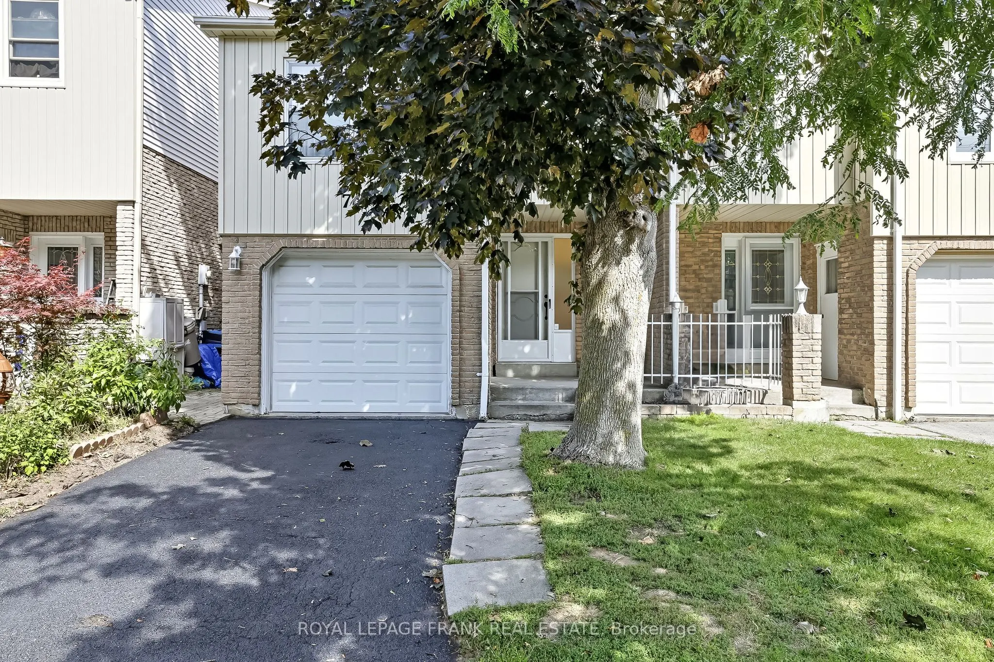 72 REGINALD Crescent