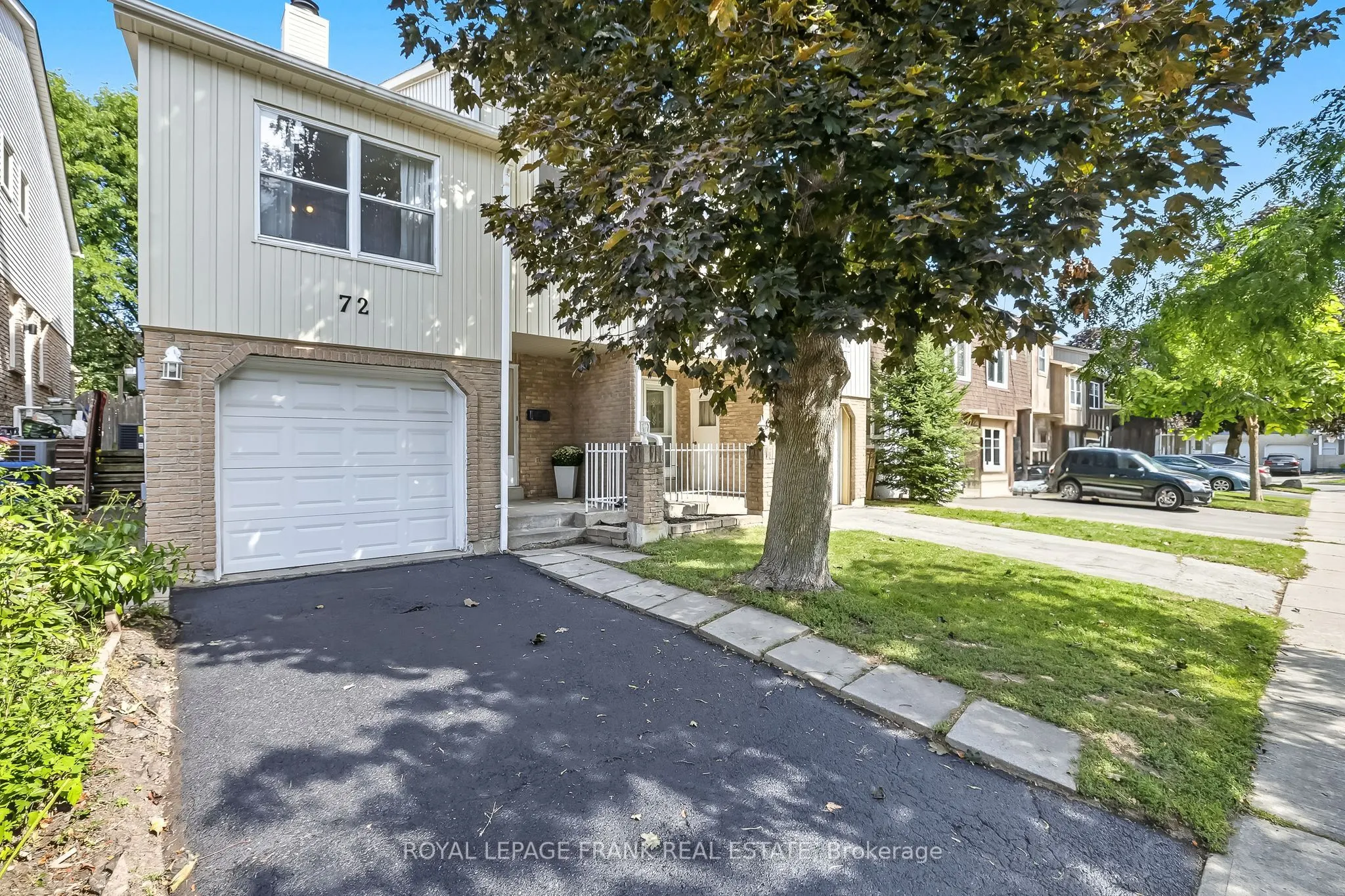 72 REGINALD Crescent