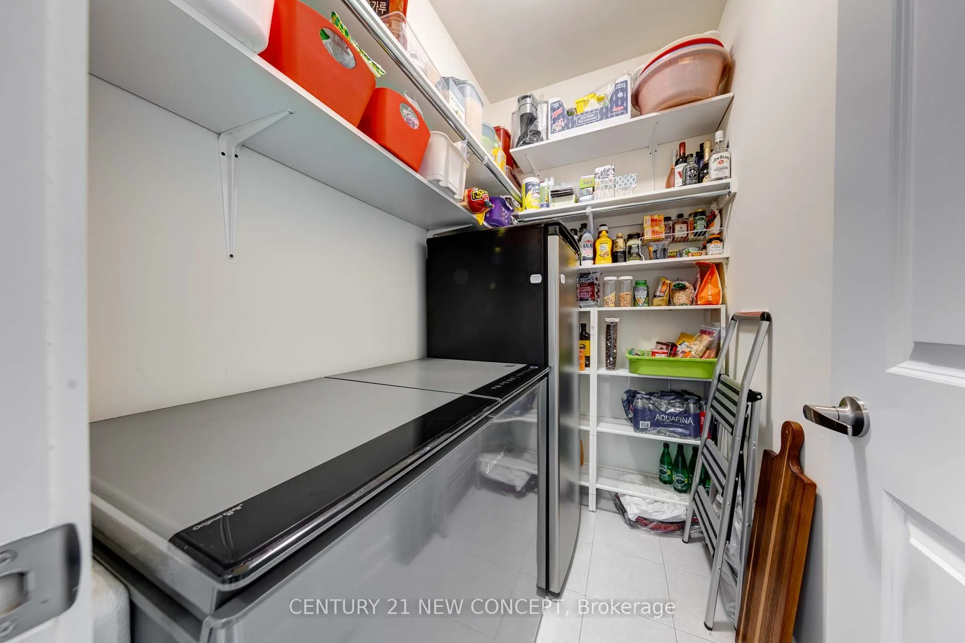 293 Seaview Heights