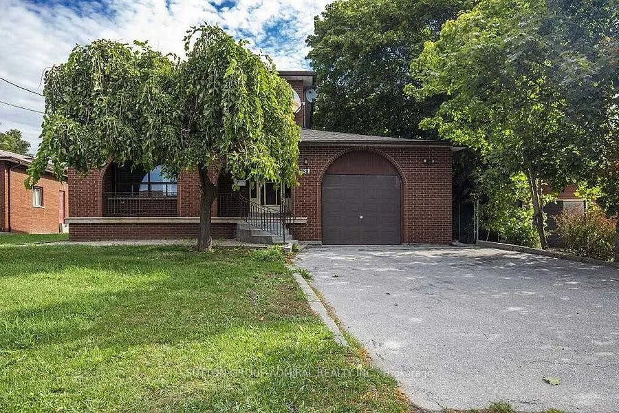 7881 Dufferin Street, #Basement