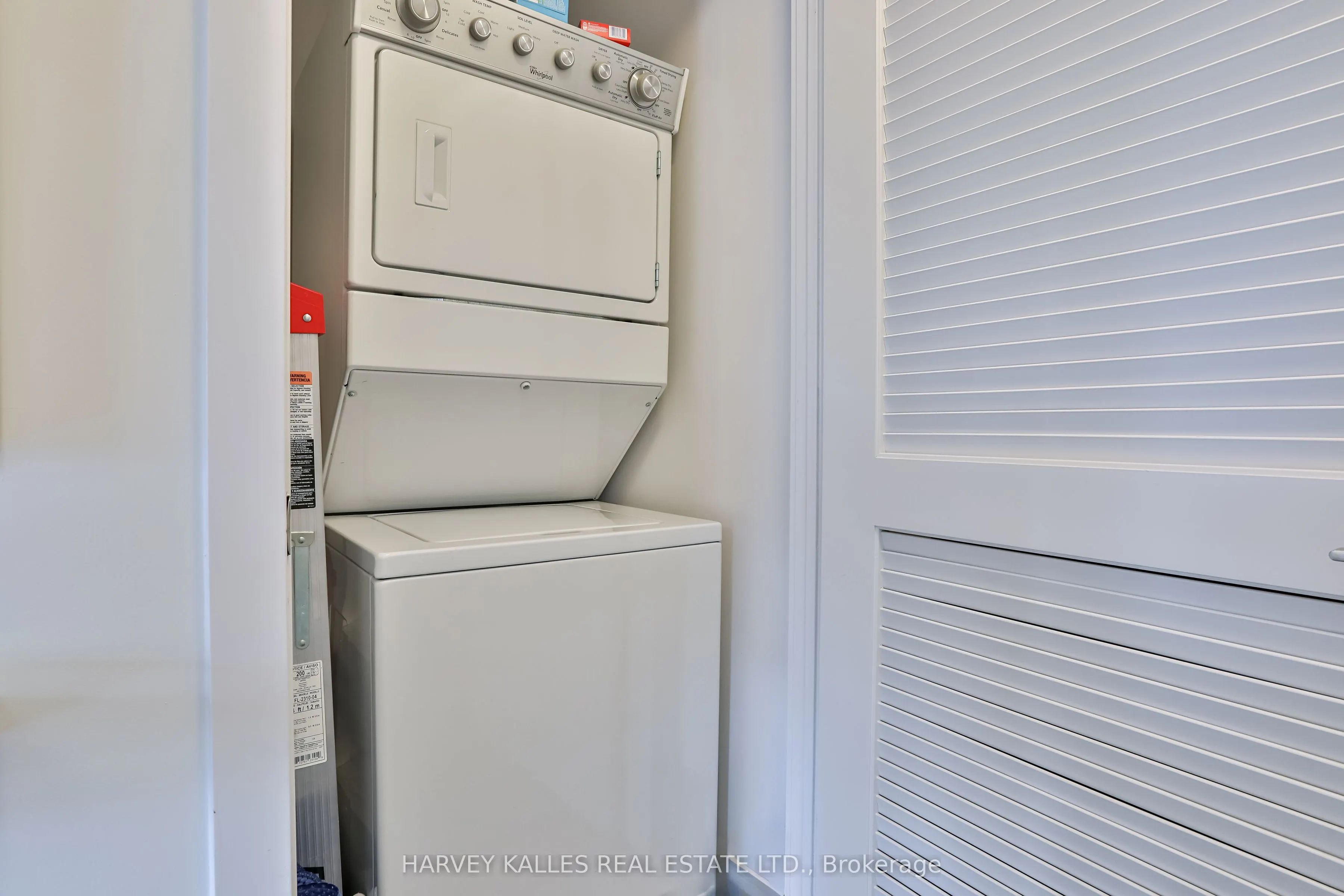 241 Sea Ray Avenue, #320