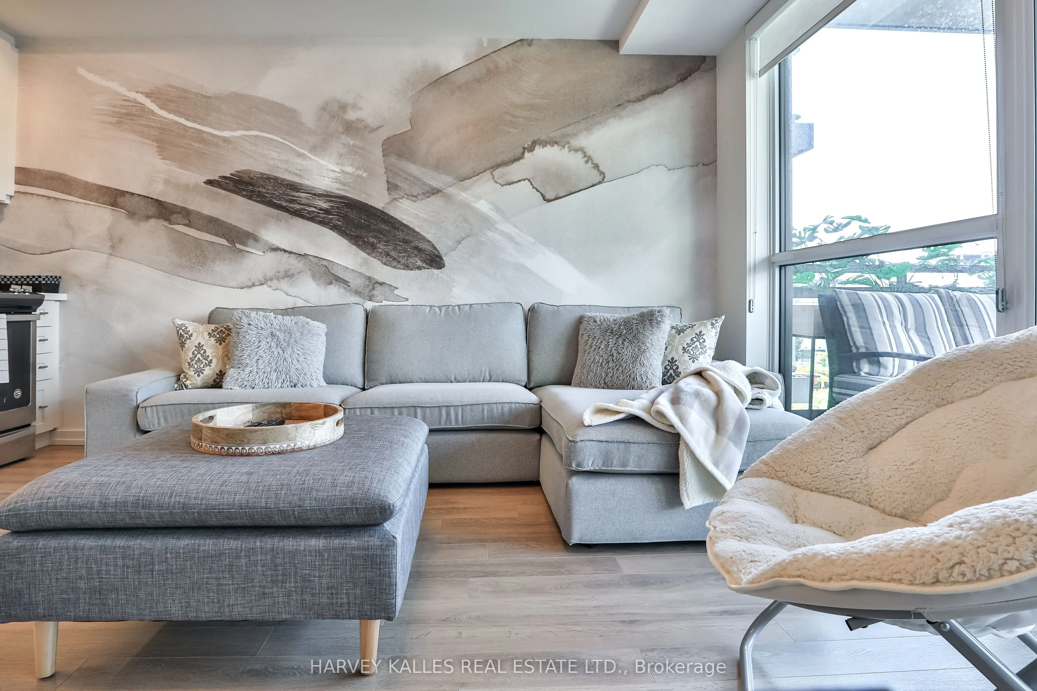 241 Sea Ray Avenue, #320