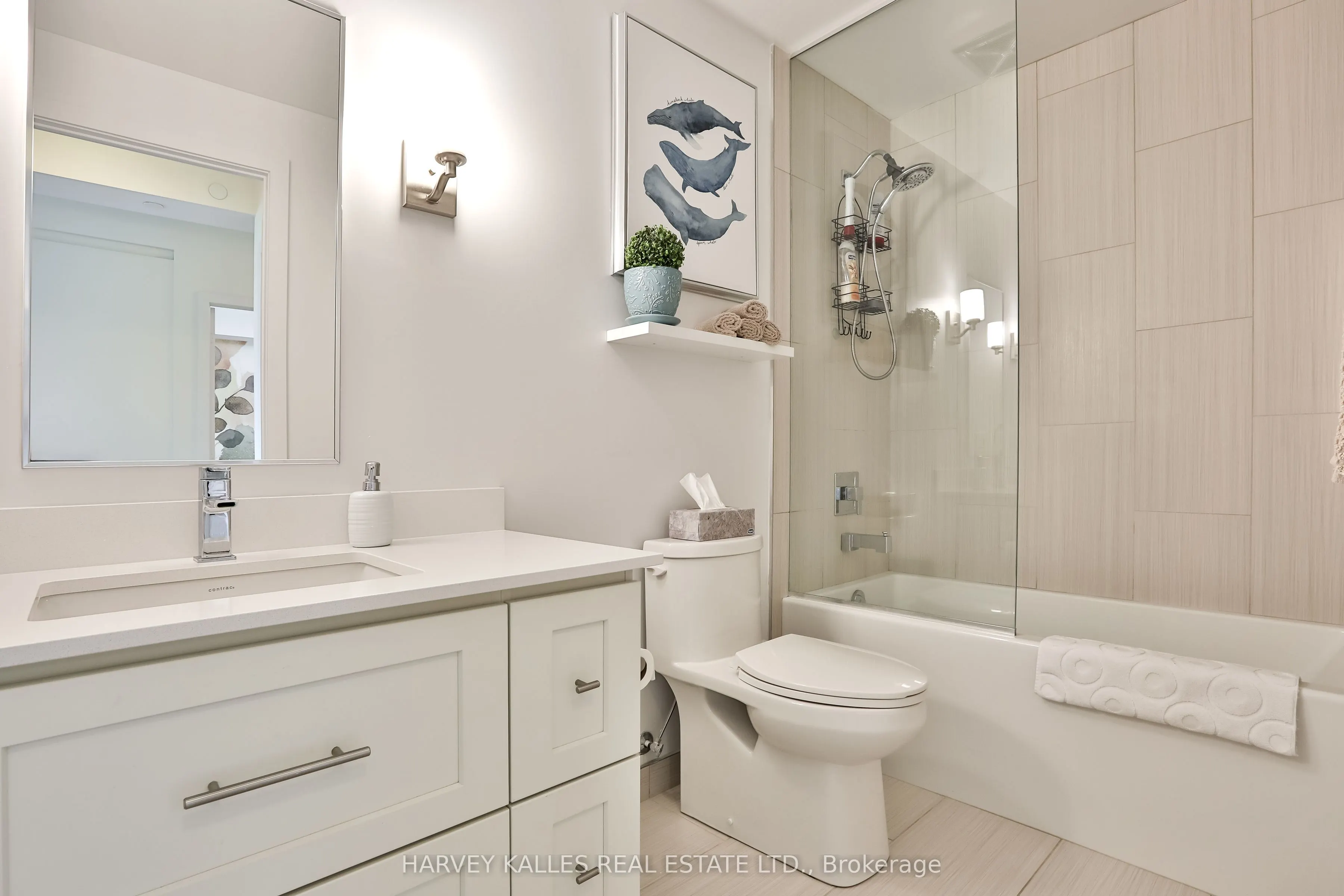 241 Sea Ray Avenue, #320