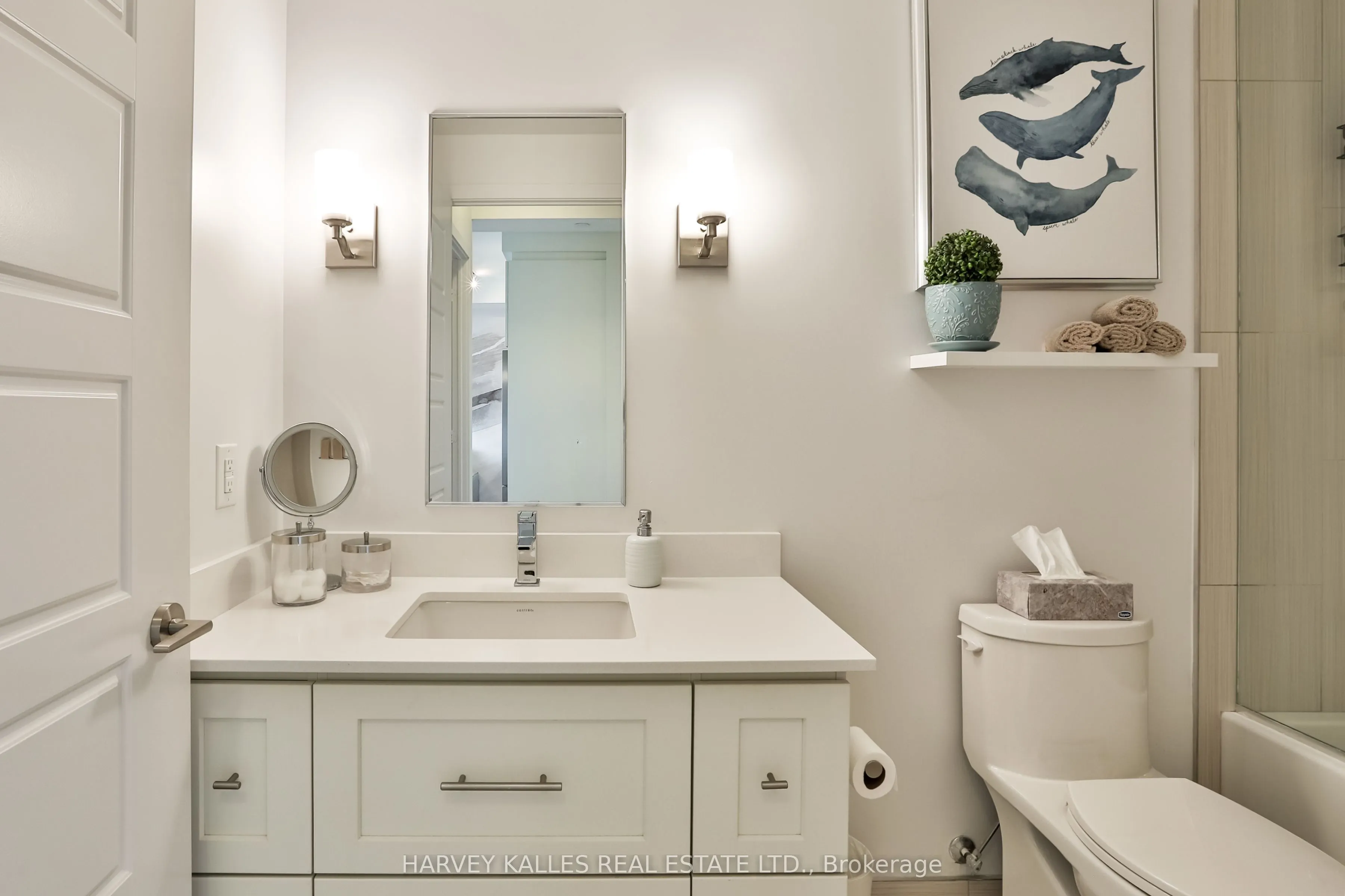 241 Sea Ray Avenue, #320