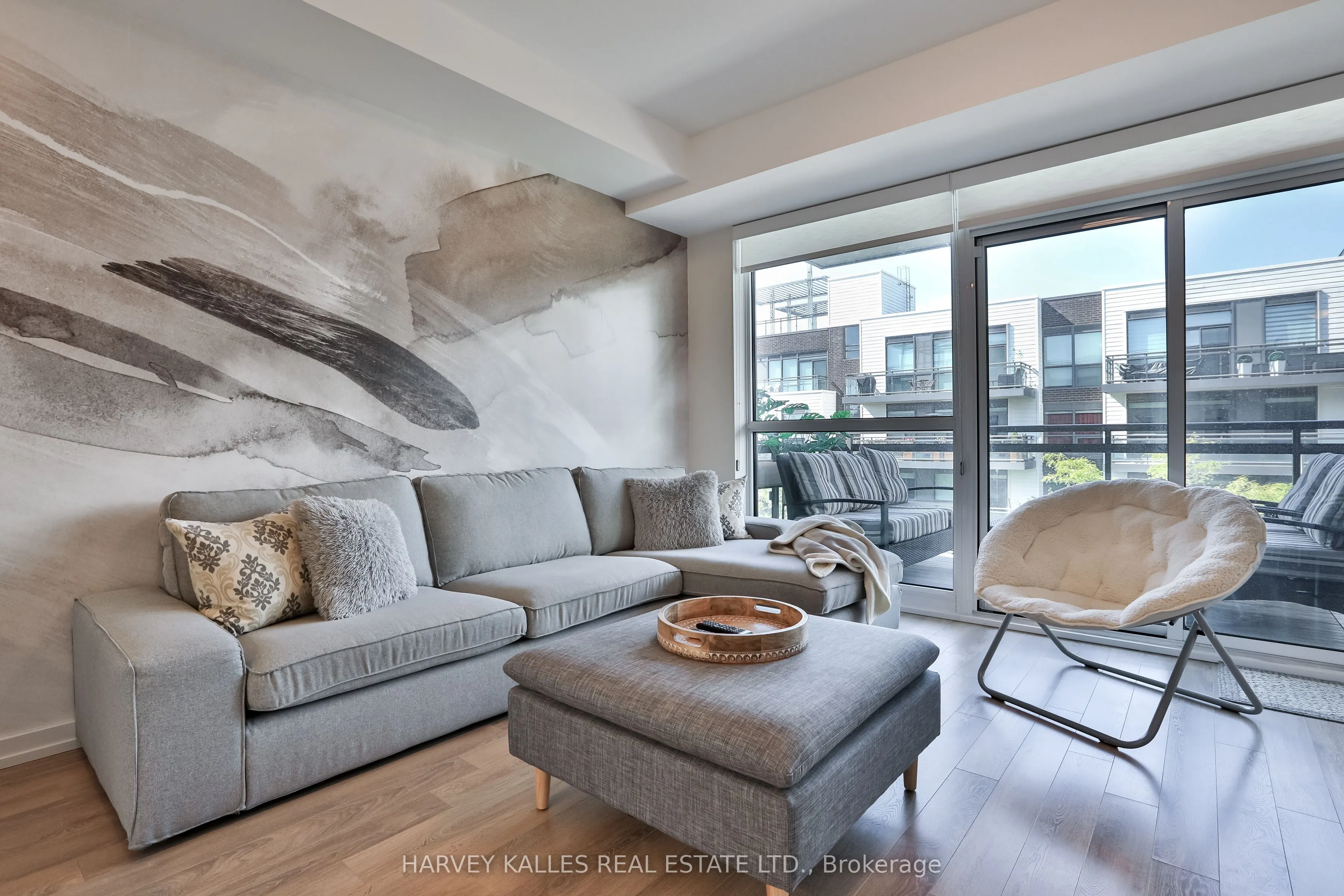 241 Sea Ray Avenue, #320