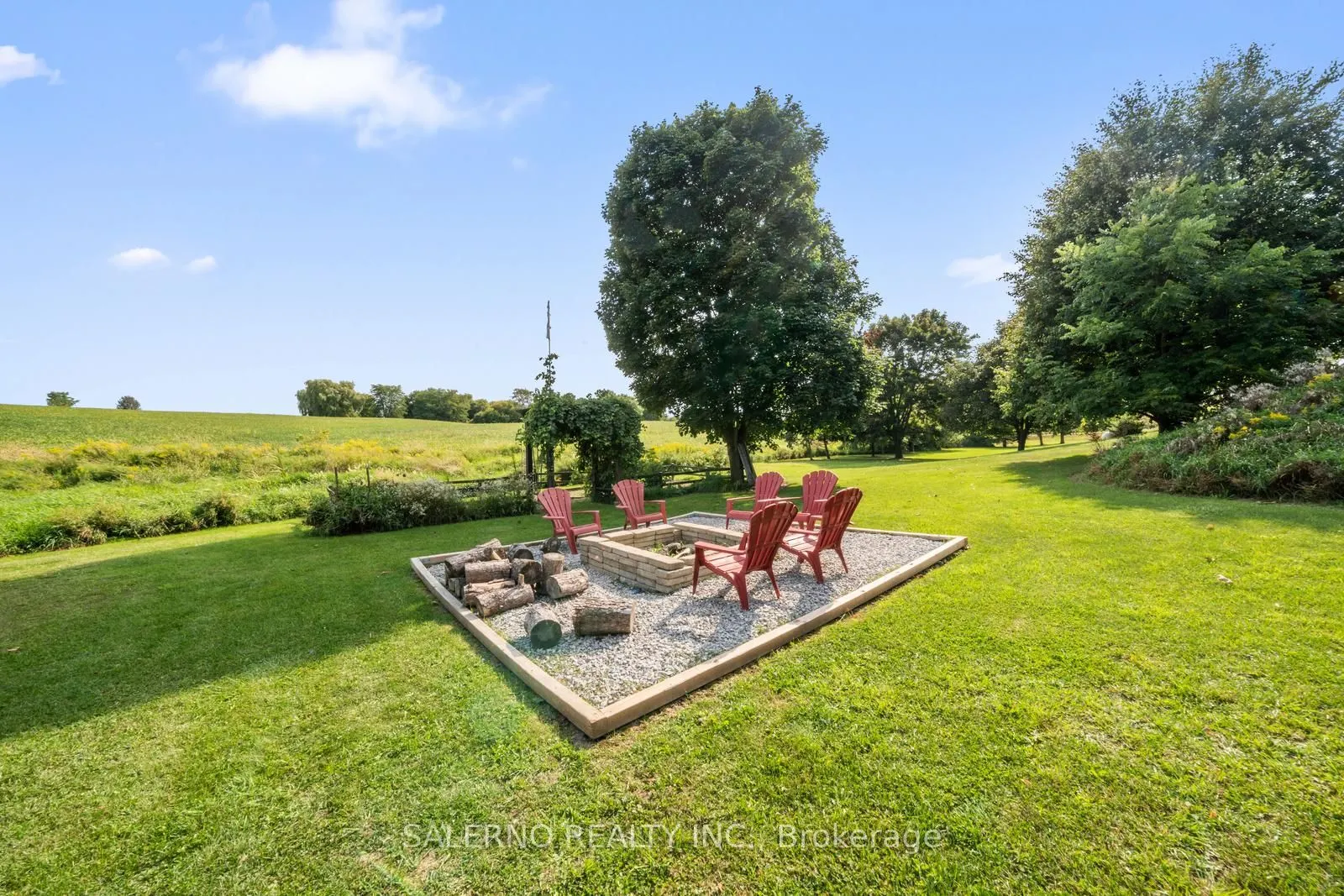 16455 10th Concession