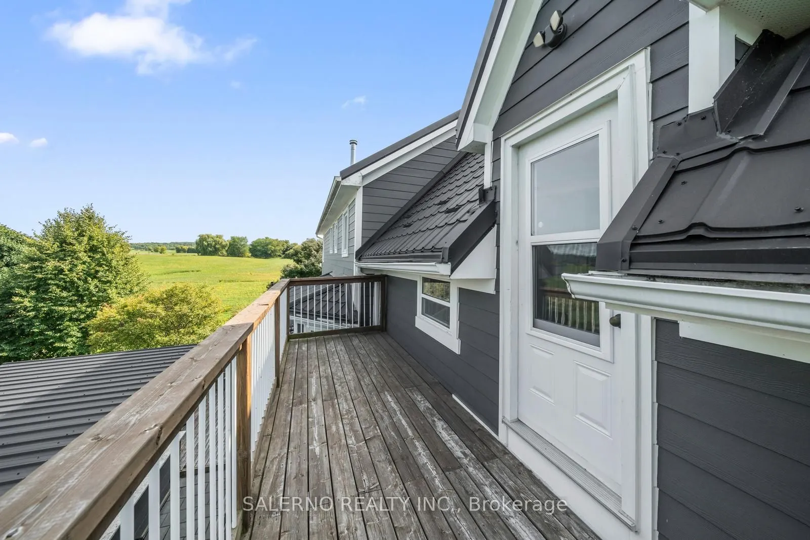16455 10th Concession