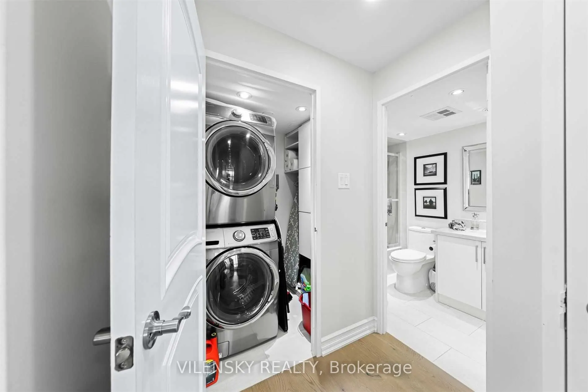 7460 Bathurst Street, #1407