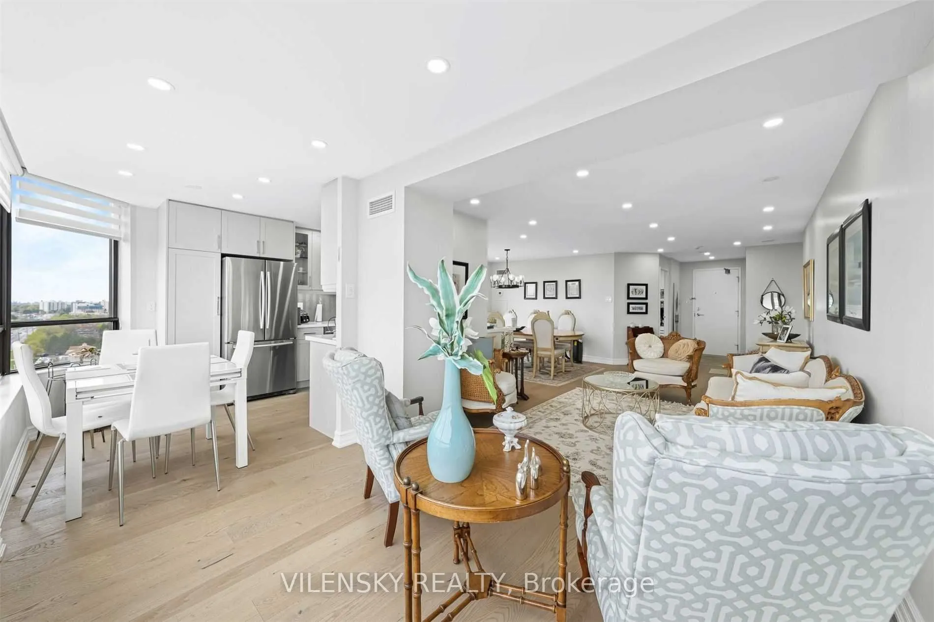 7460 Bathurst Street, #1407