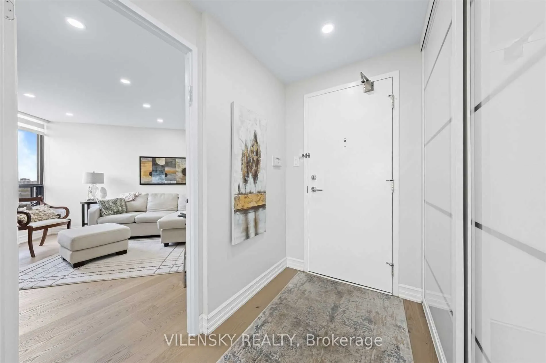 7460 Bathurst Street, #1407
