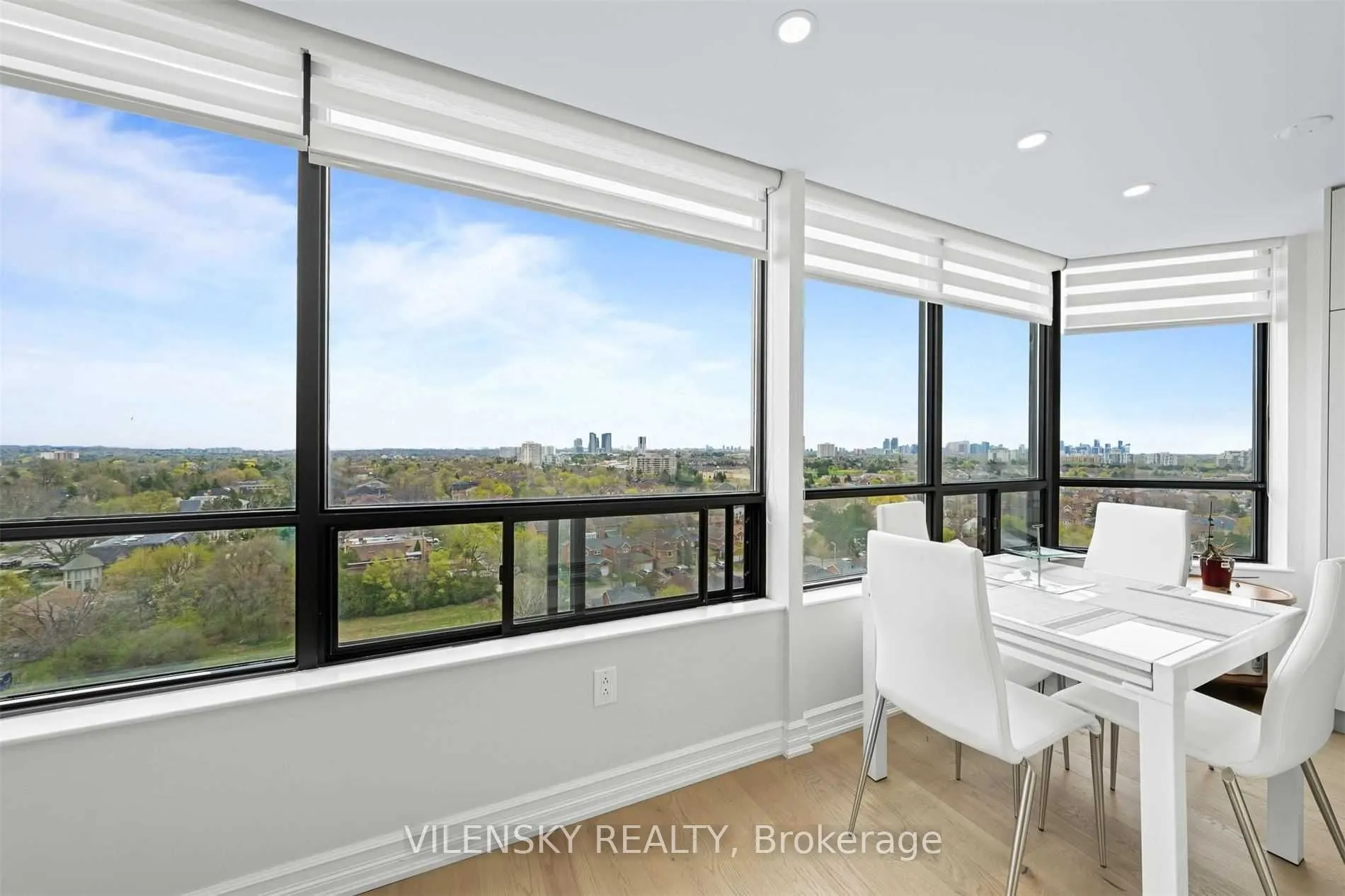 7460 Bathurst Street, #1407