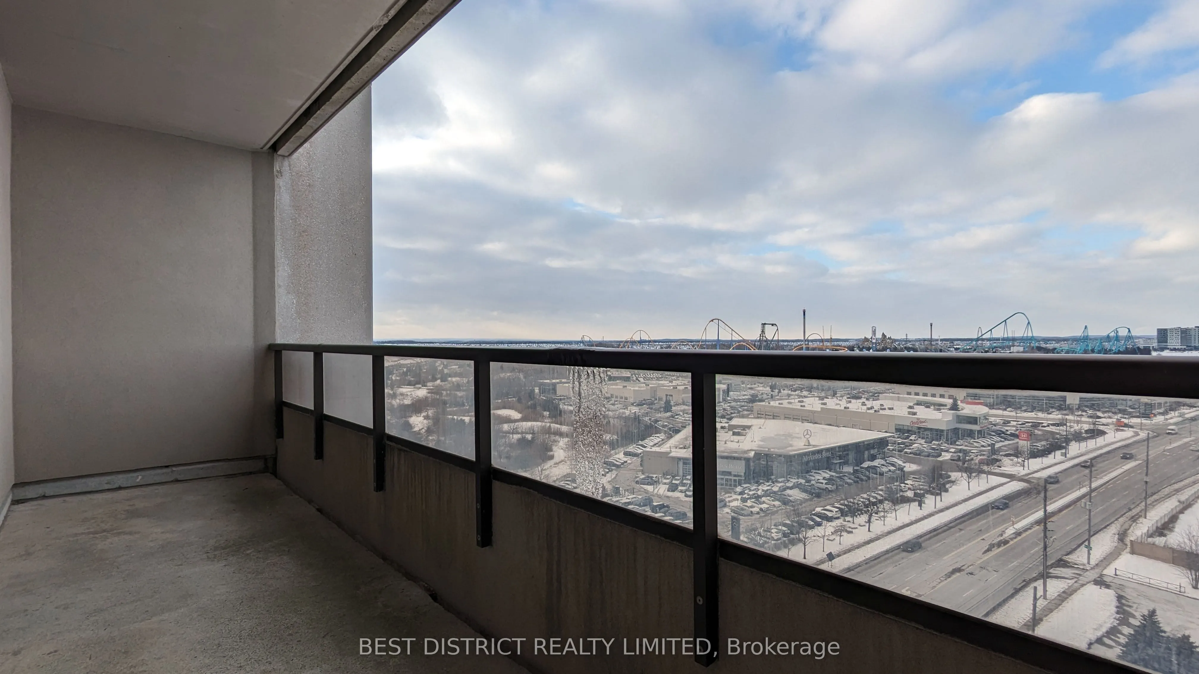 9235 Jane Street, #1414