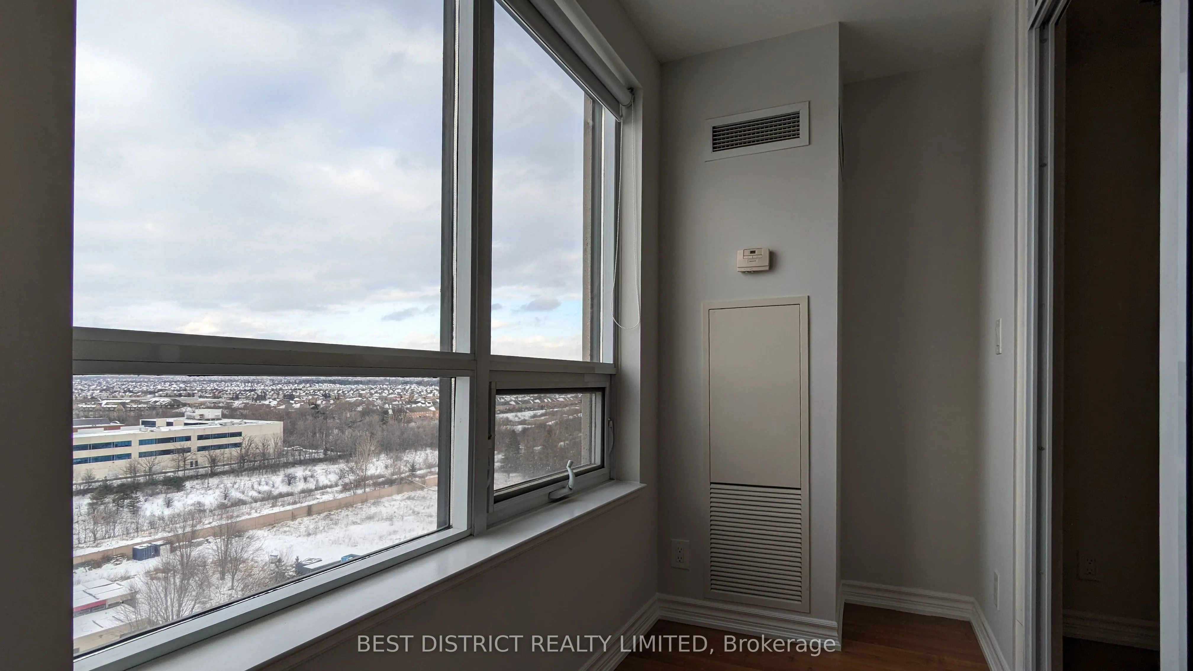 9235 Jane Street, #1414