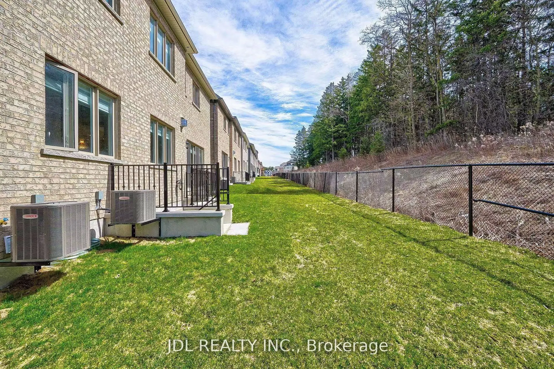 133 HILLSVIEW Drive, #RmB Bsm