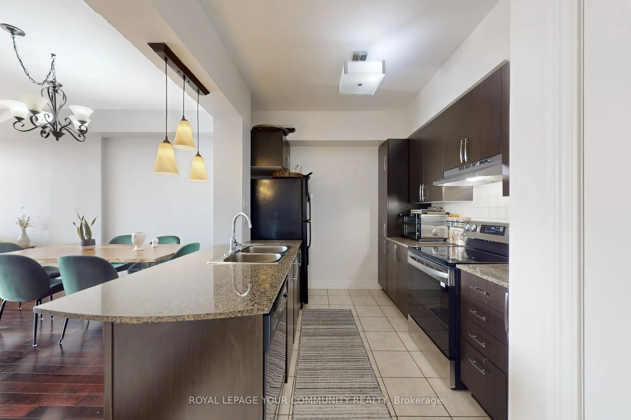 10211 Keele Street, #220