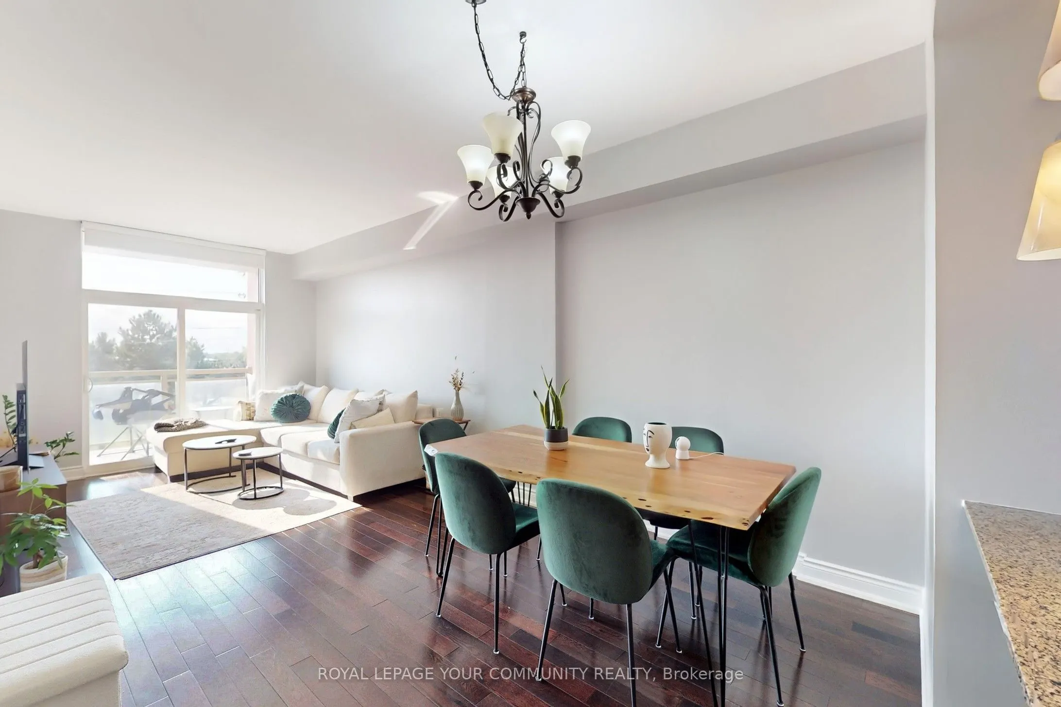 10211 Keele Street, #220