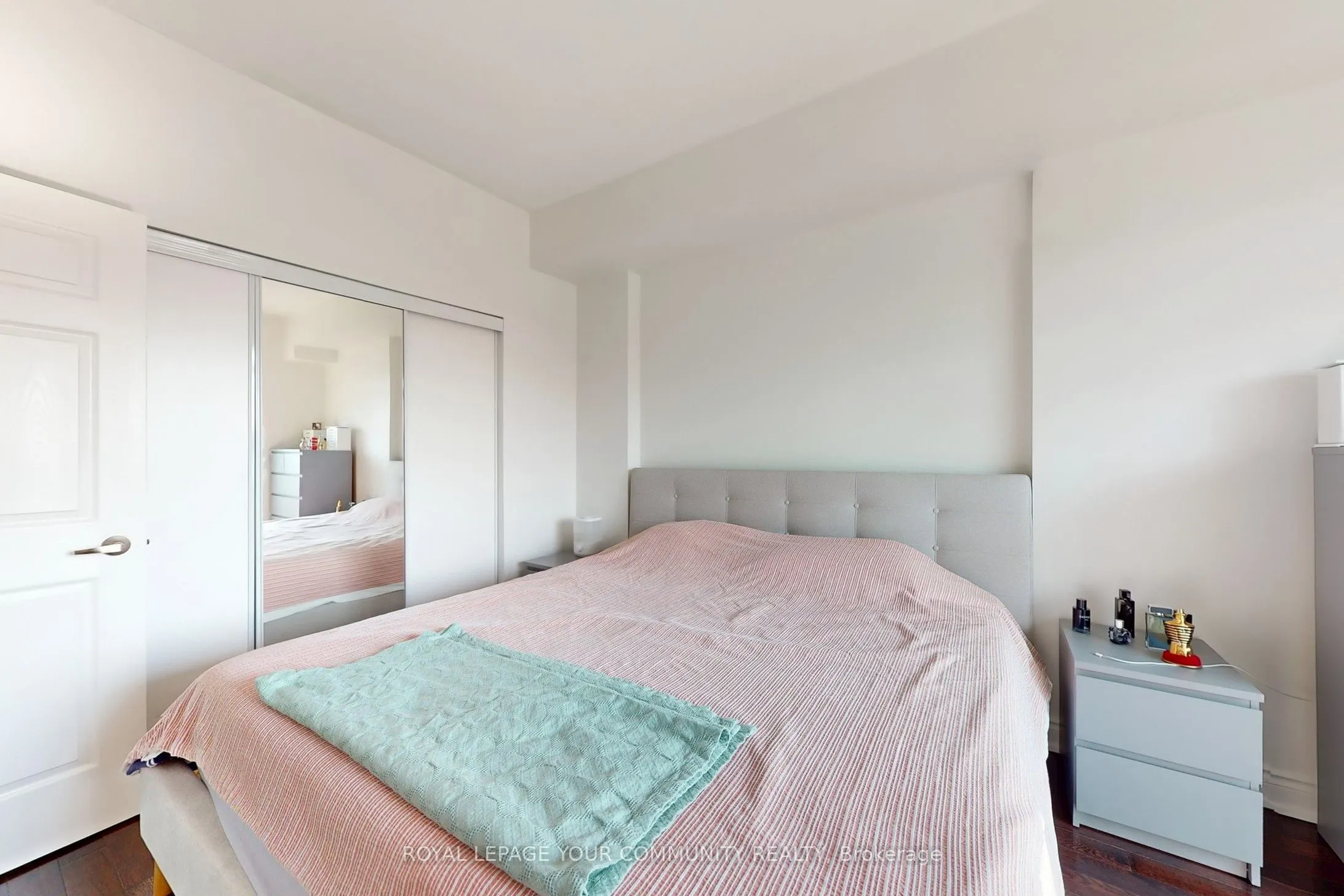 10211 Keele Street, #220