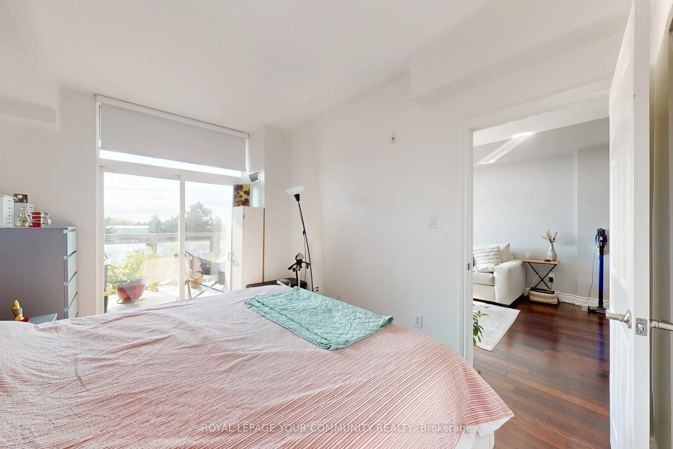 10211 Keele Street, #220