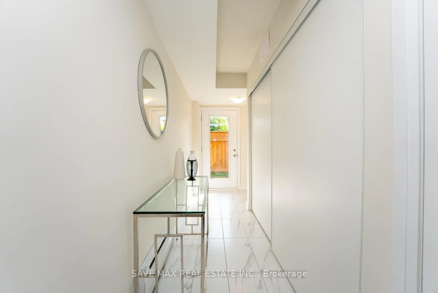13 Kennisis Way