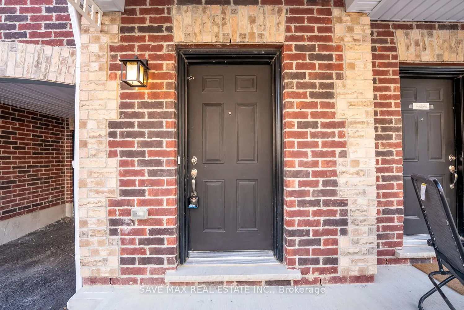 13 Kennisis Way