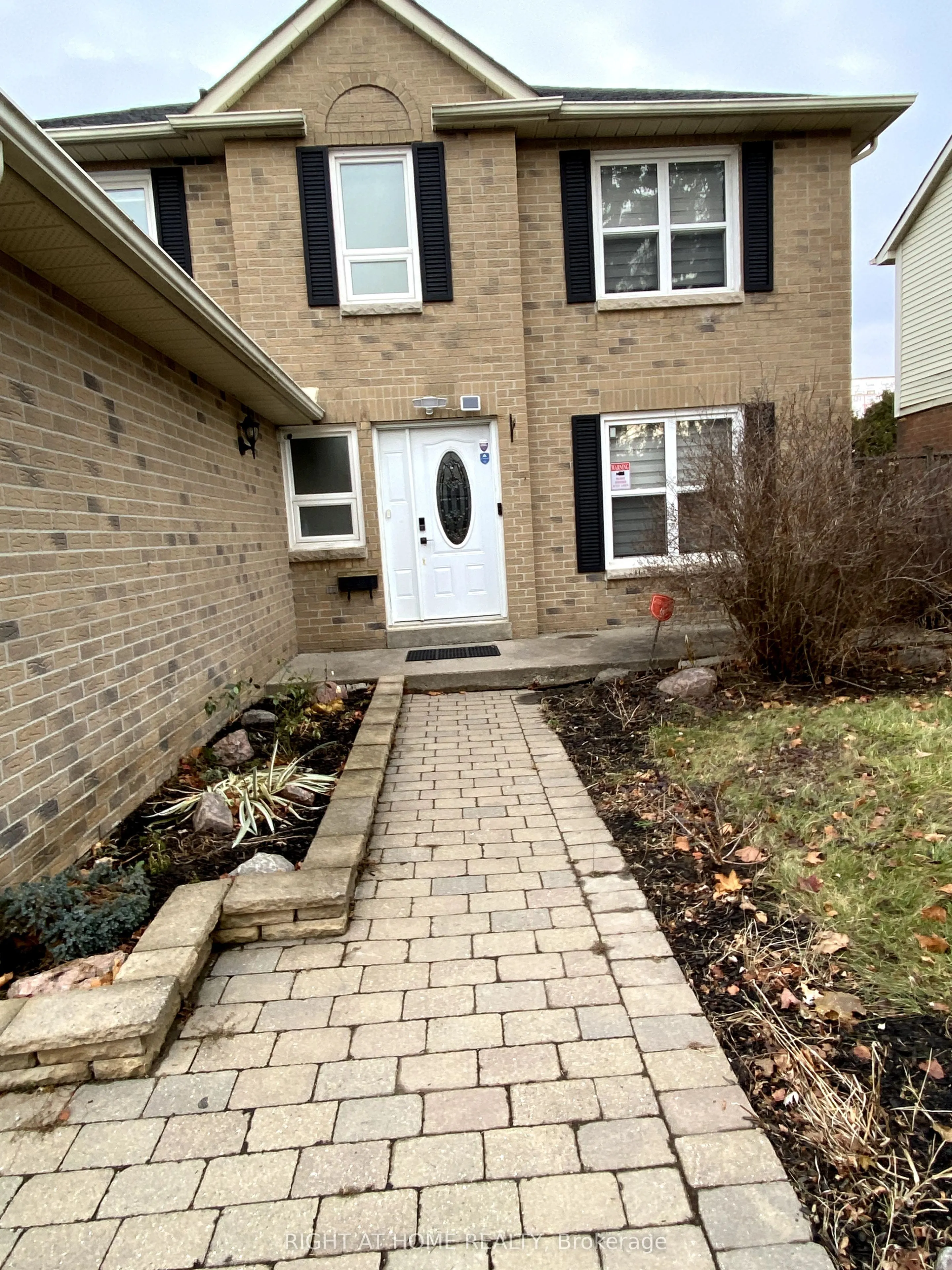 195 John Bowser Crescent