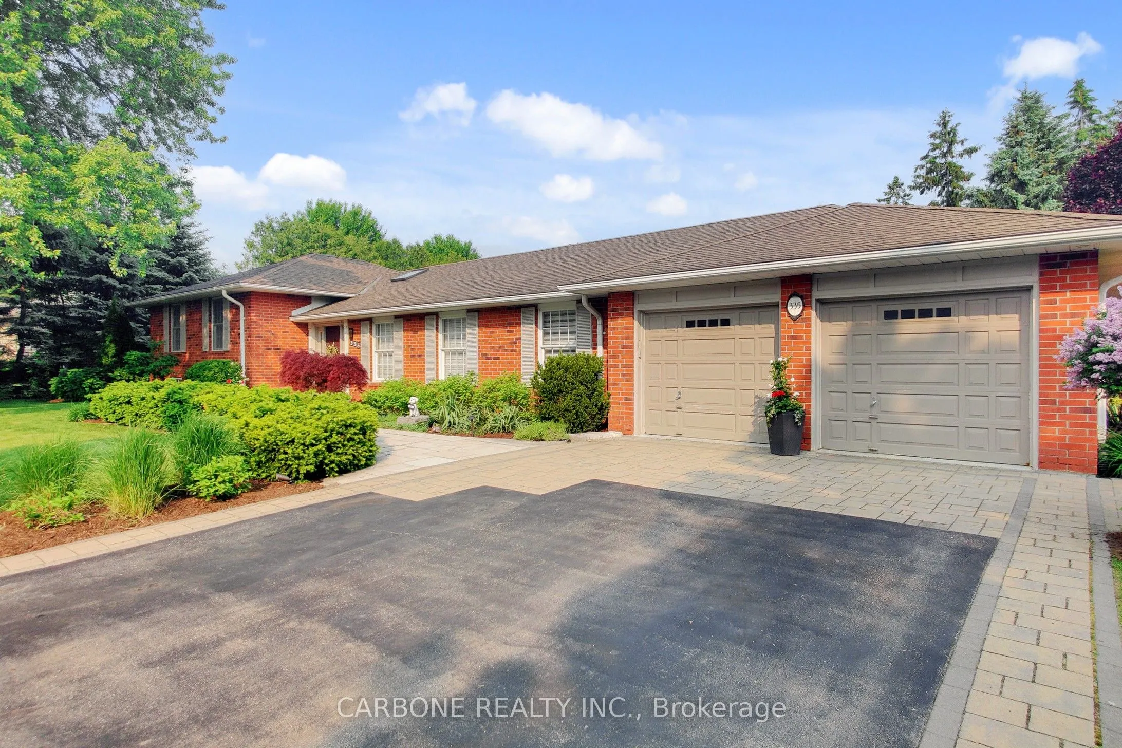 335 Forde Crescent