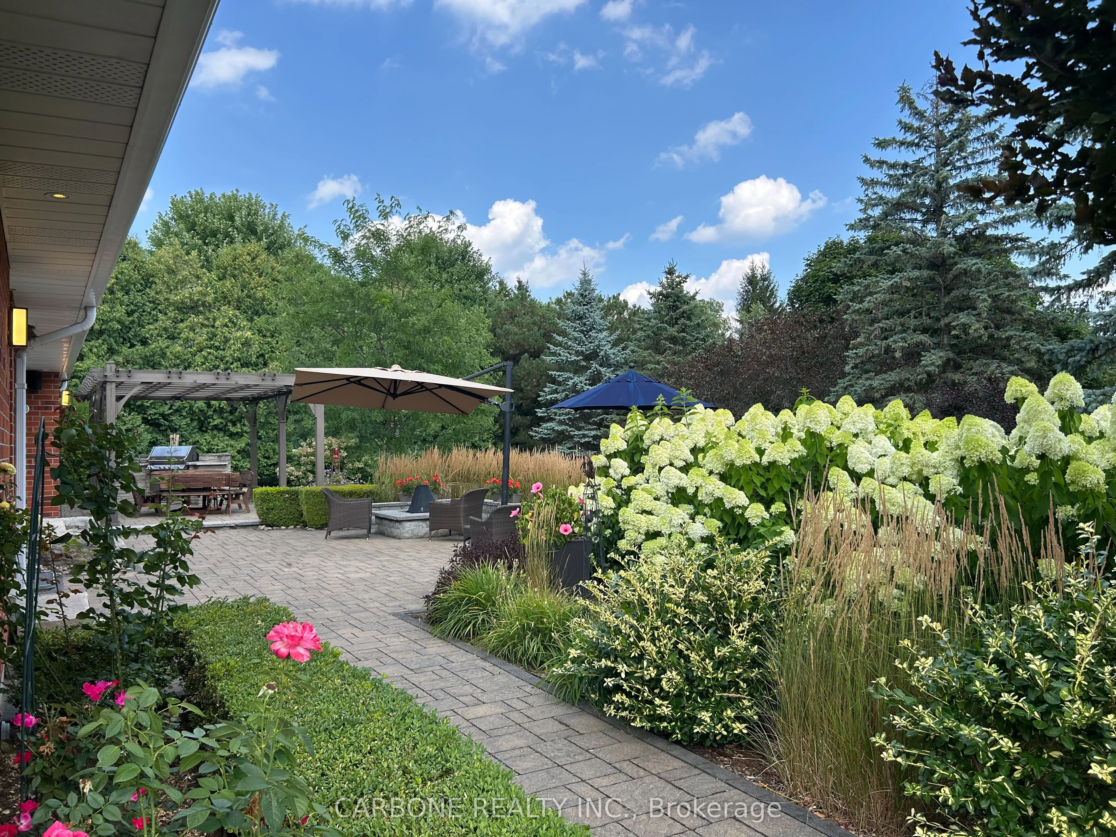 335 Forde Crescent